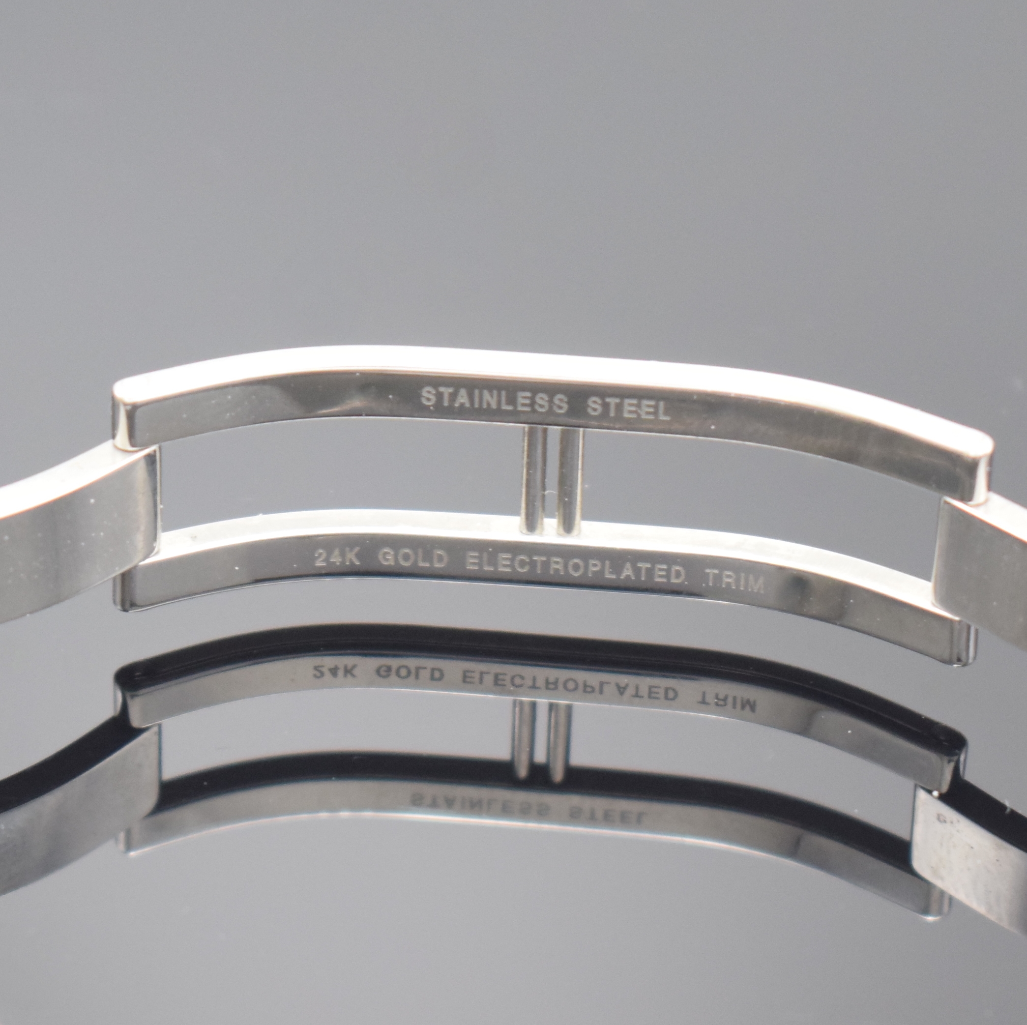 Detail d: EBEL Armbanduhr Sport Classic Referenz 183903, Schweiz verk. lt. Pap. am 07/1993, quarz, Edelstahl/Gold kombiniert inkl. orig. Wellengliederband m. ...