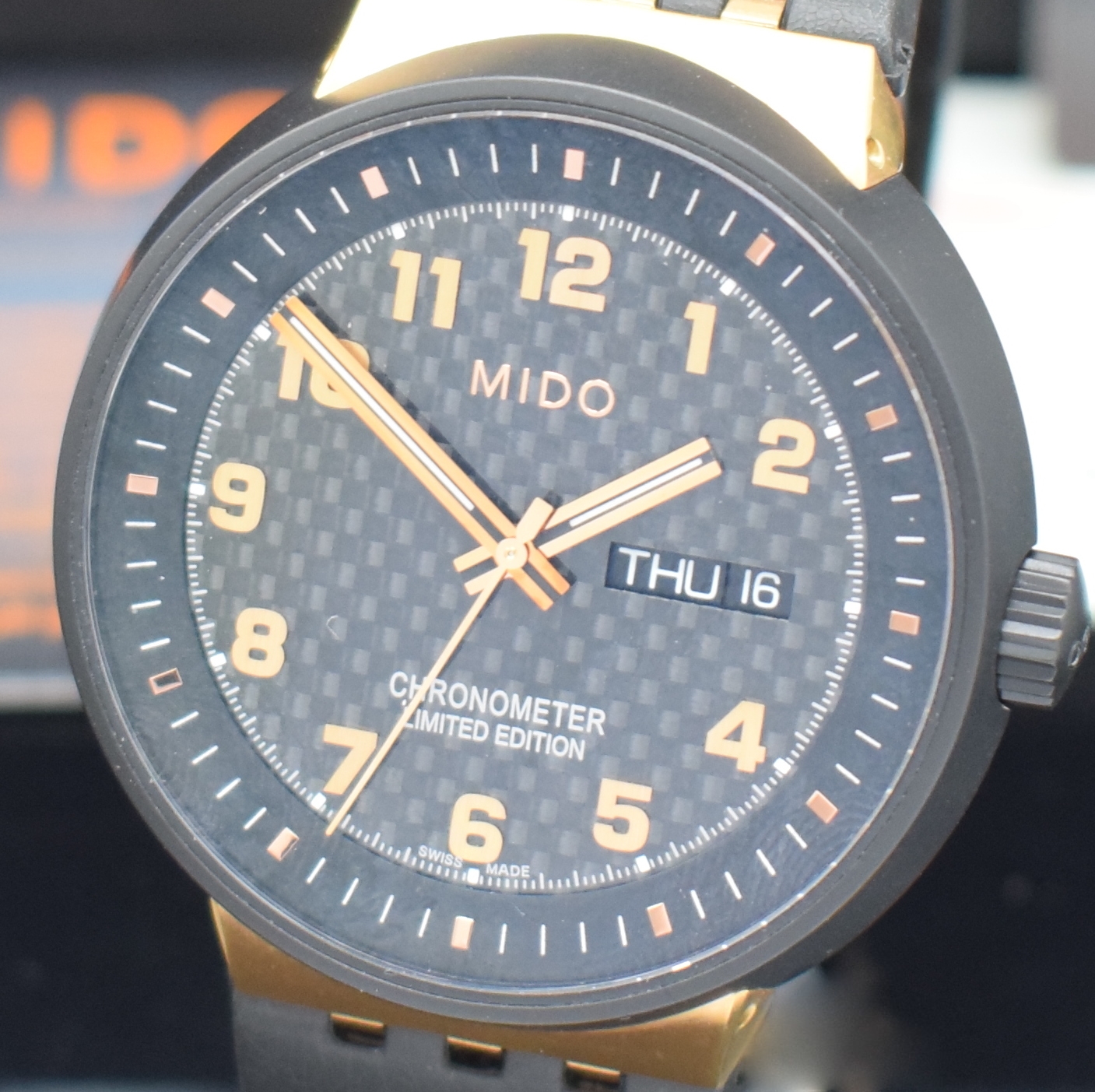 Detail a: MIDO All Dial auf 900 Stück limitierter Armbandchronometer Referenz M8340A, Schweiz um 2008, Automatik, Edelstahl Geh., beids. vergl., Boden u. ...