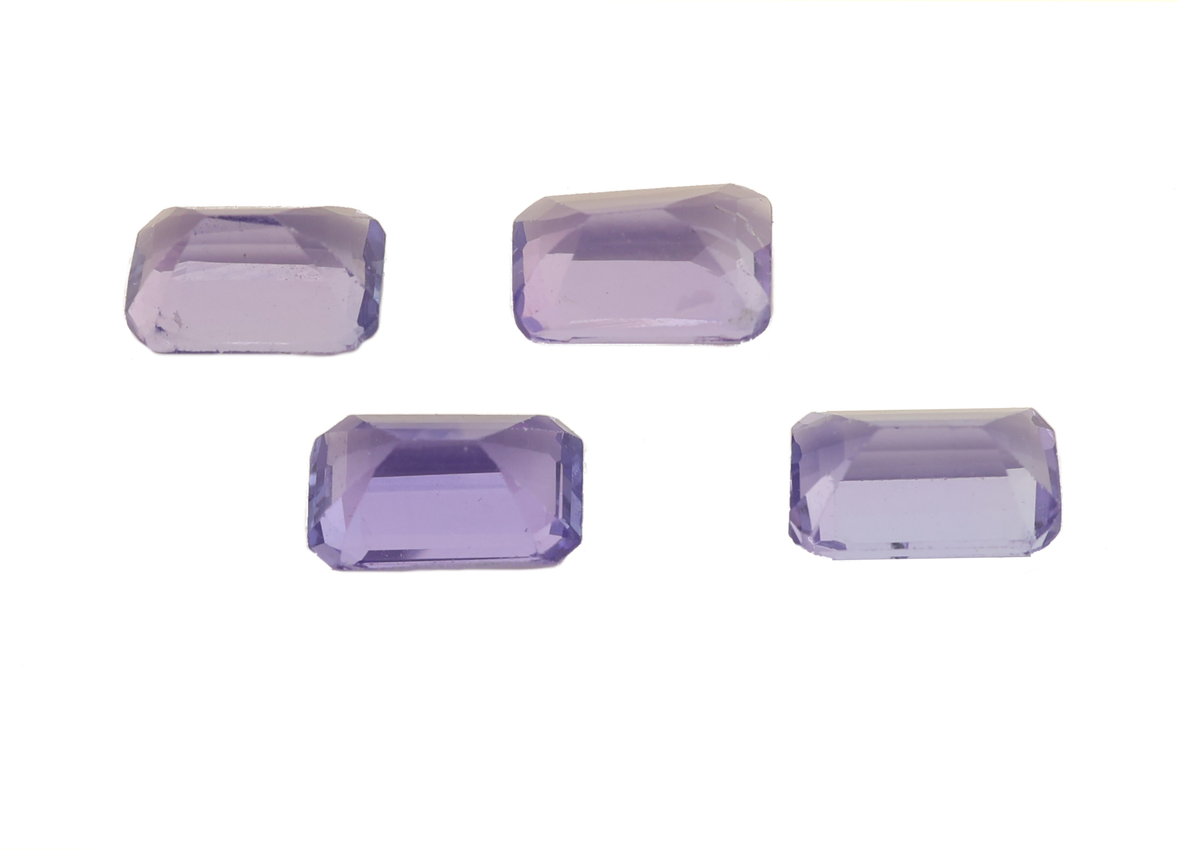 Detail a: Lot 4 lose facett. Tansanitbaguettes zus. 2.52ct