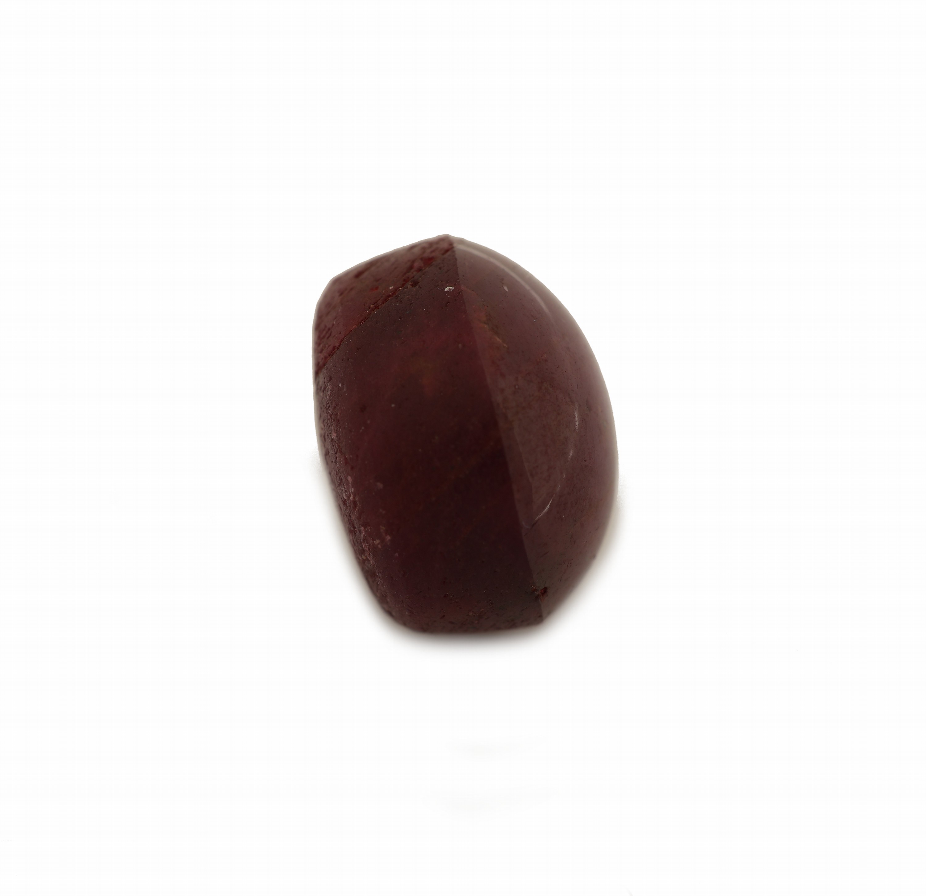 Detail b: Loser ovaler Sternrubin, 44.91 ct, 2 x 1.5 x 1 cm
