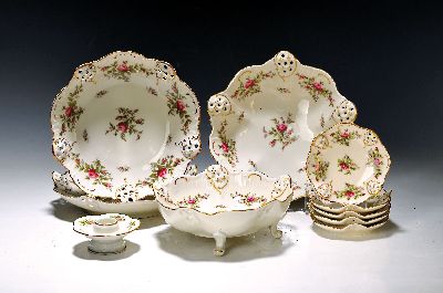 Image 26908608 - 20 Teile Porzellan, Rosenthal, Molière, Dekor Moosrose, Schale auf drei ...