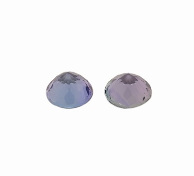 26908636a - Lot 2 lose rundfacett. Tansanite zus. 2.22 ct Schätzpreis: 1000, - EUR
