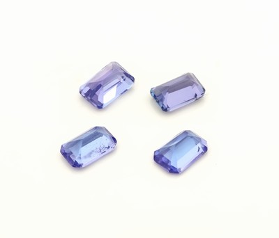 26908637b - Lot 4 lose facett. Tansanitbaguettes zus. 2.58ct Schätzpreis: 1100, - EUR