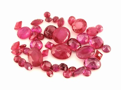 Image Lot lose facett. Rubine zus. 8.76 ct, in versch. Formen, Farben und Größen, ...