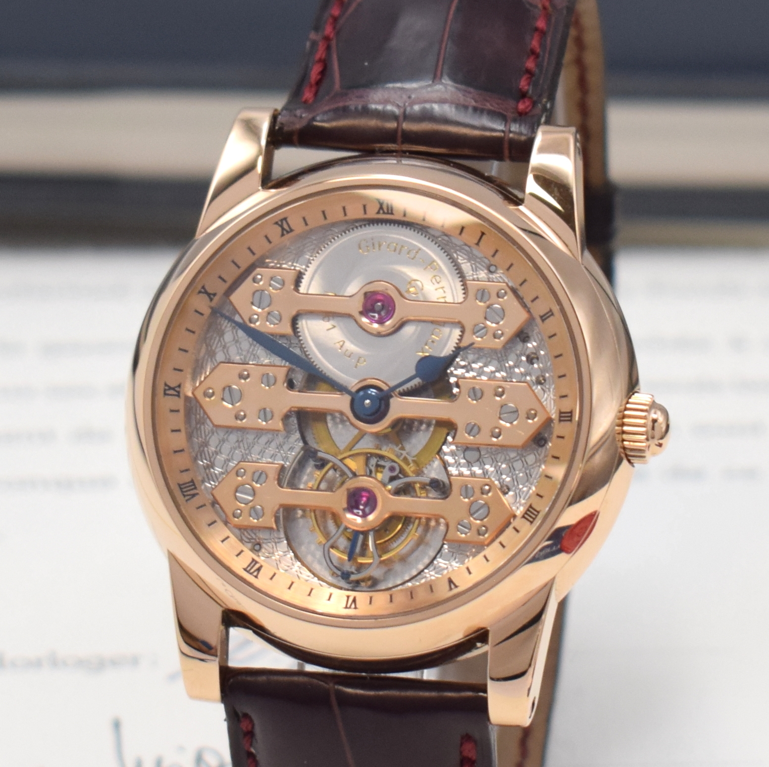 Detail a: GIRARD PERREGAUX hochfeines und extrem seltenes 3-Brücken Tourbillon Nr. 61 in RG 750/000, Handaufzug, Schweiz hergestellt 1993, 3-teil. Geh., Boden ...