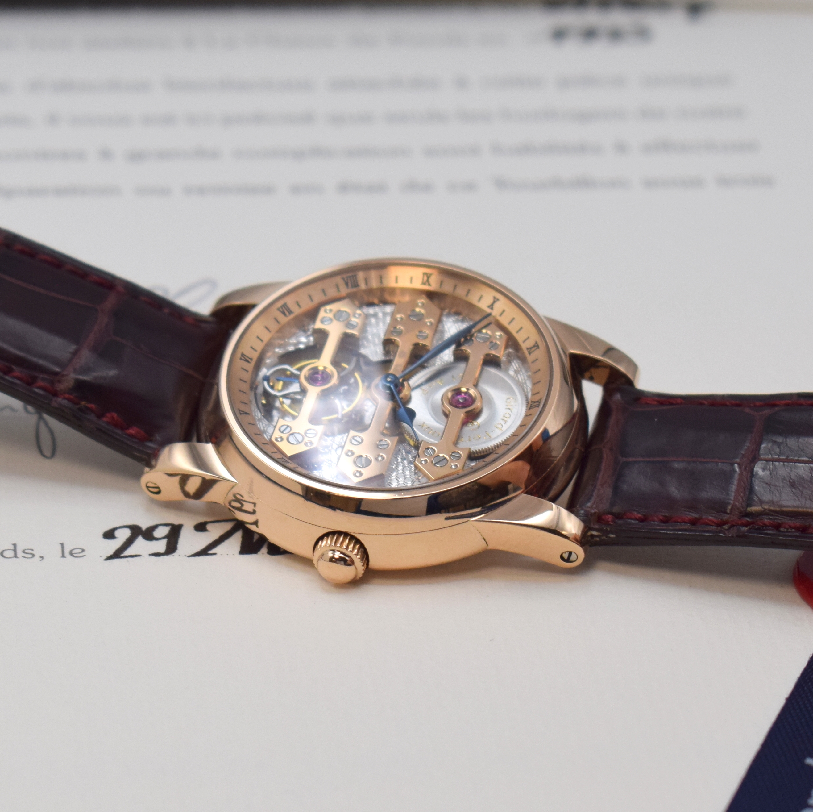 Detail d: GIRARD PERREGAUX hochfeines und extrem seltenes 3-Brücken Tourbillon Nr. 61 in RG 750/000, Handaufzug, Schweiz hergestellt 1993, 3-teil. Geh., Boden ...