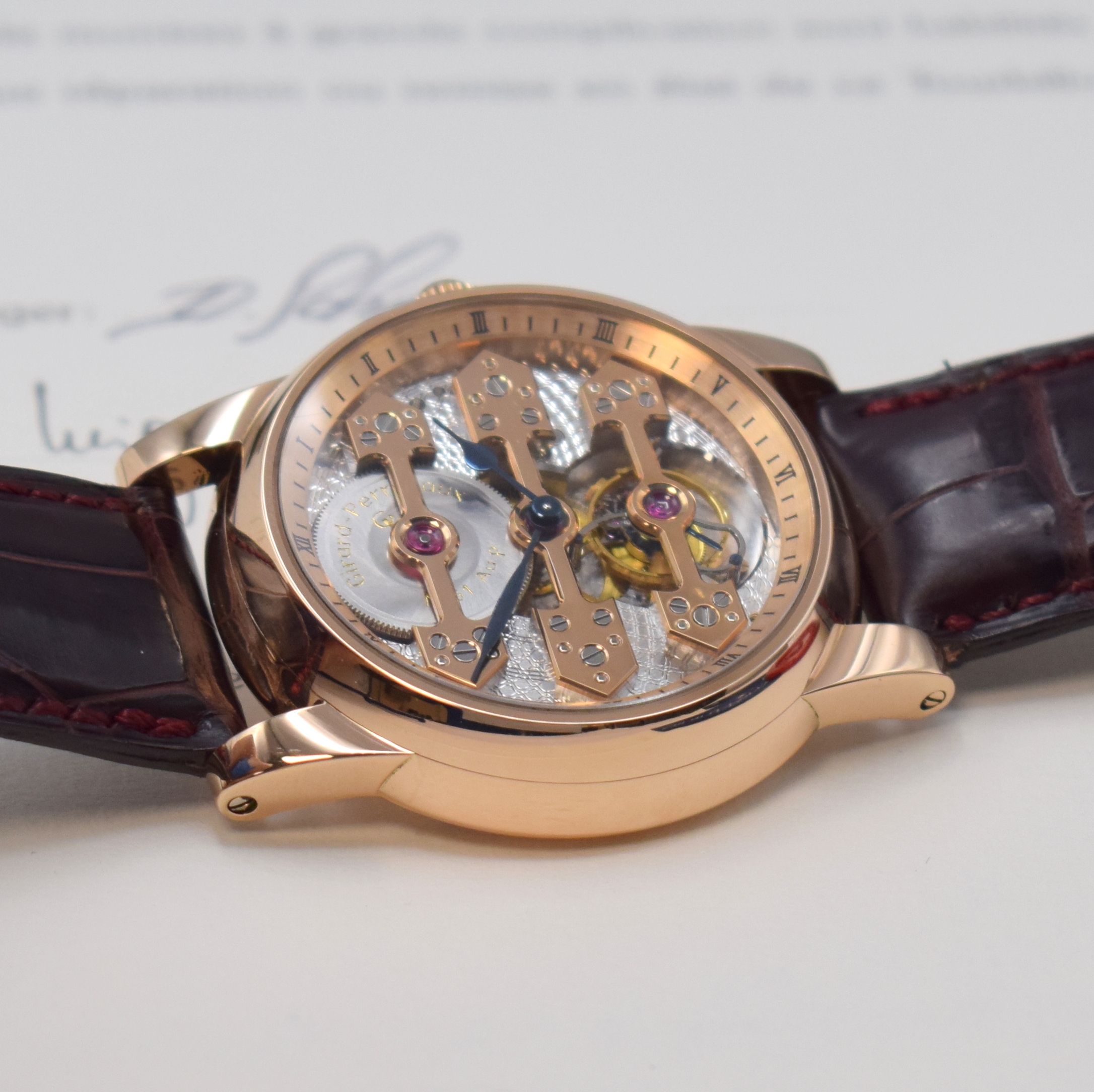 Detail e: GIRARD PERREGAUX hochfeines und extrem seltenes 3-Brücken Tourbillon Nr. 61 in RG 750/000, Handaufzug, Schweiz hergestellt 1993, 3-teil. Geh., Boden ...