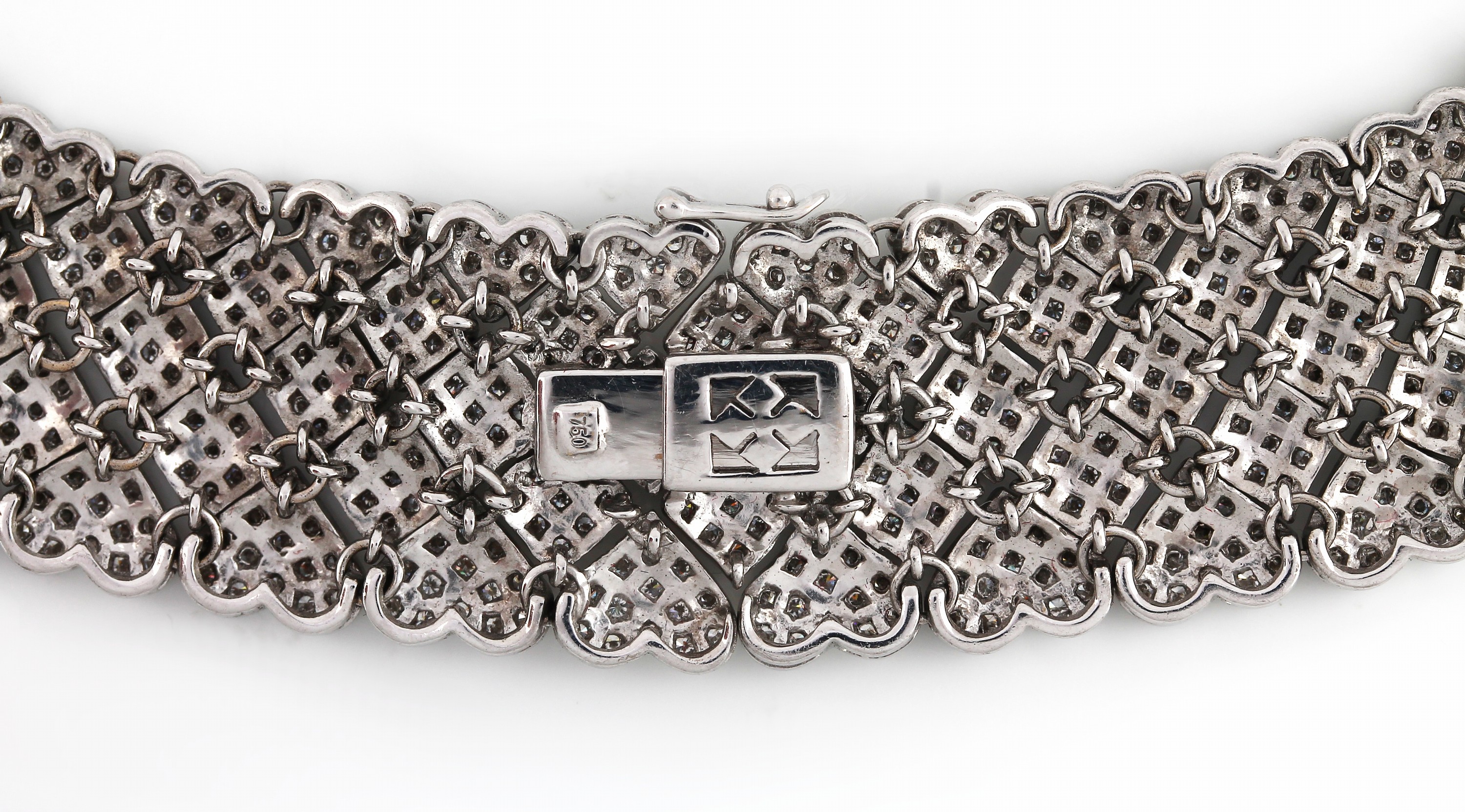 Detail d: Prunkvolles 18 kt Gold Brillant-Collier, WG750/000, schwere qualitätvolle Verarbeitung, verlaufend, rautenf. und herzf. Glieder, ca. 2312 ...