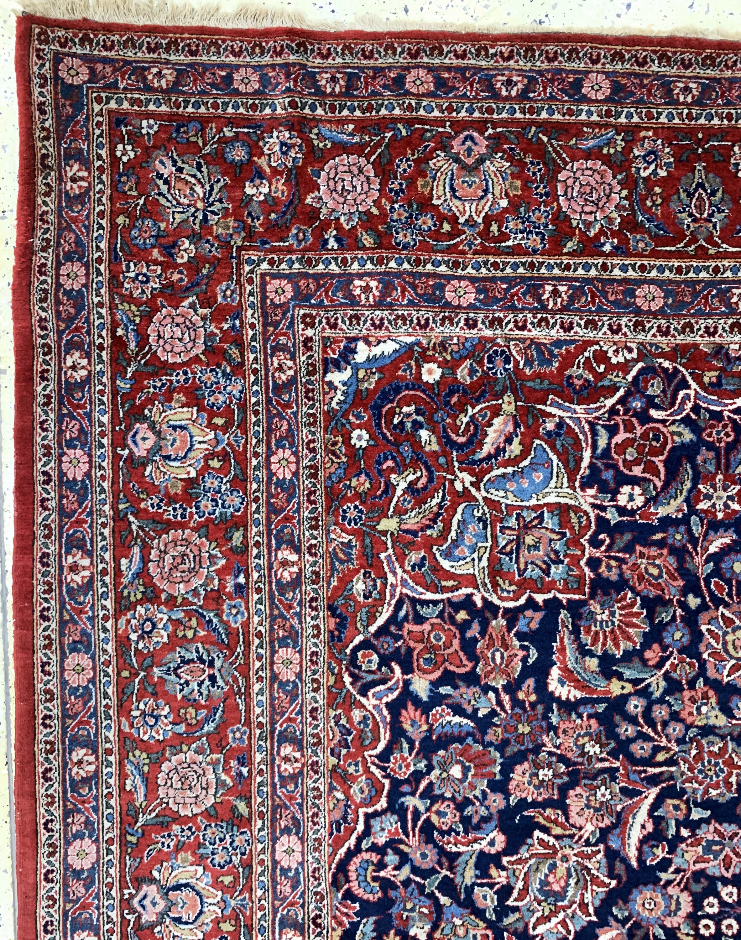 Detail d: Keschan alt, Persien, Anfang 20.Jhd, Wolle auf Baumwolle, ca. 385 x 285 cm, leichter Mottenfraß, EHZ: 3