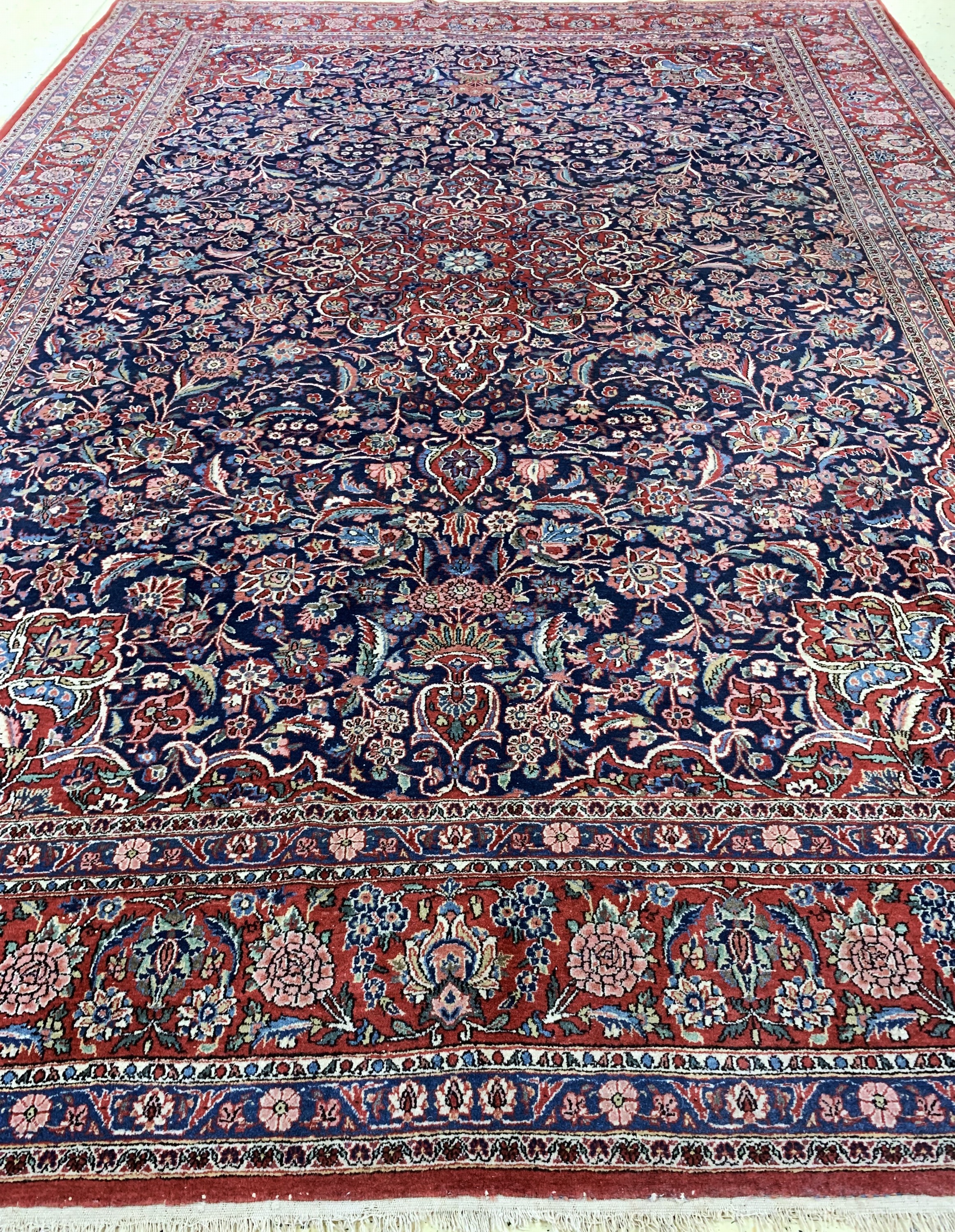Detail g: Keschan alt, Persien, Anfang 20.Jhd, Wolle auf Baumwolle, ca. 385 x 285 cm, leichter Mottenfraß, EHZ: 3
