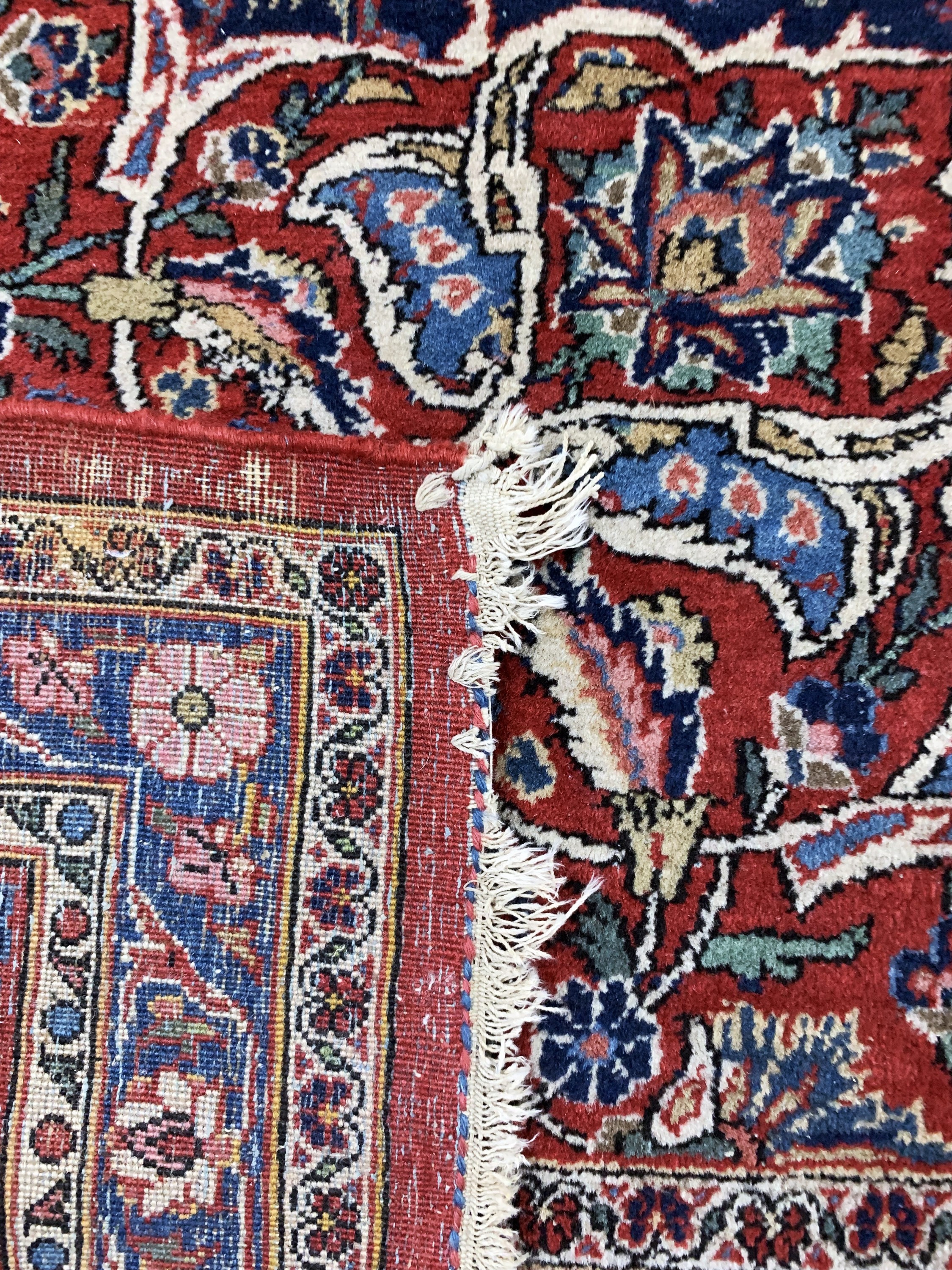 Detail h: Keschan alt, Persien, Anfang 20.Jhd, Wolle auf Baumwolle, ca. 385 x 285 cm, leichter Mottenfraß, EHZ: 3