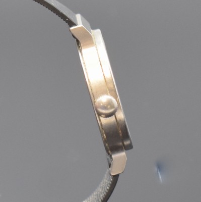 26909501c - IWC Porsche Design Armbanduhr, Schweiz 1990, quarz, Titangeh., Boden verschr., ...