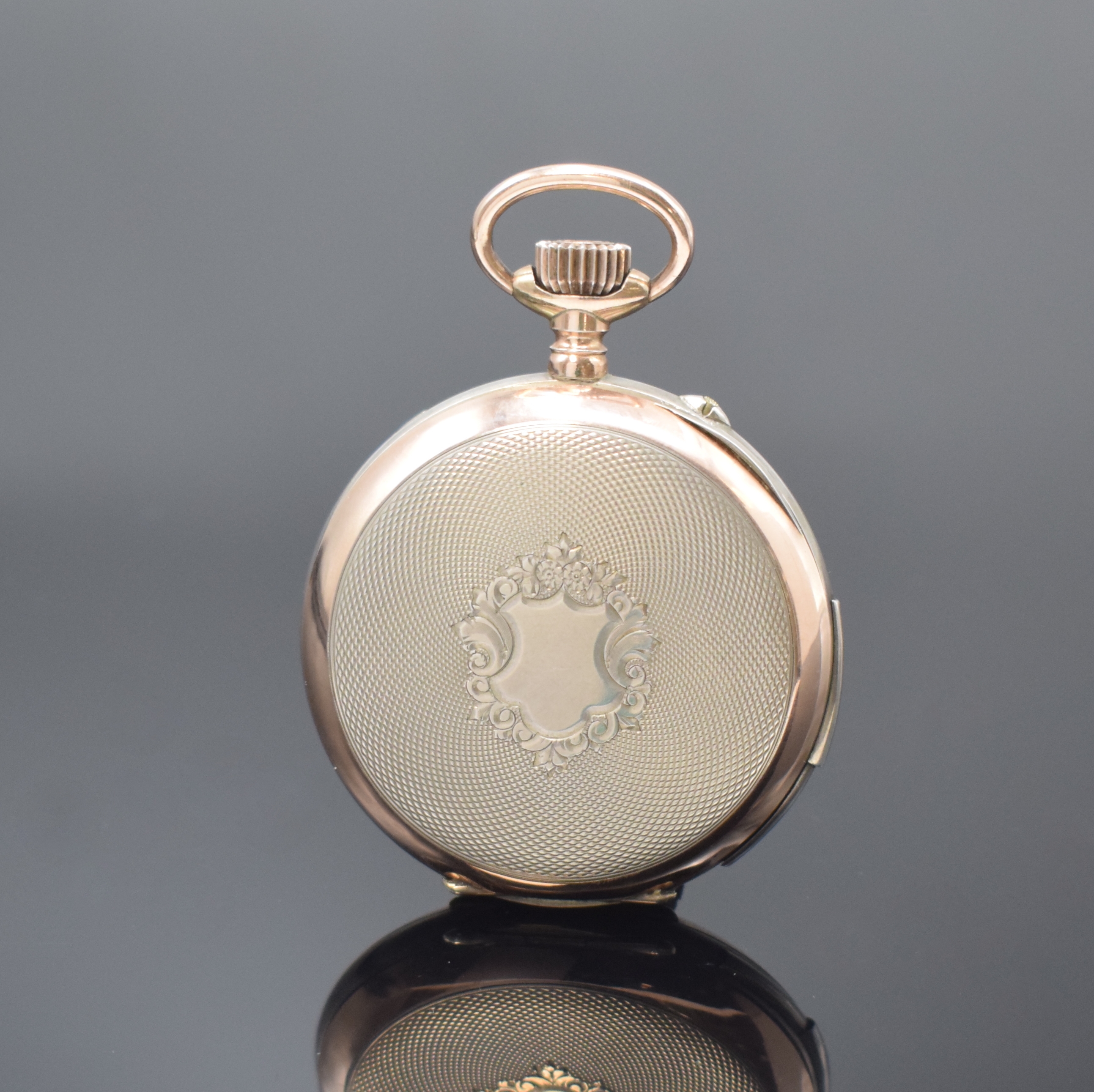 Detail a: ASTRA offene Silbertaschenuhr mit 1/4 Stunden-Repetition, Schweiz um 1910, guill. Rückdeckel m. Monogrammspiegel, Silbercuvette, Emailzifferbl. m. ...