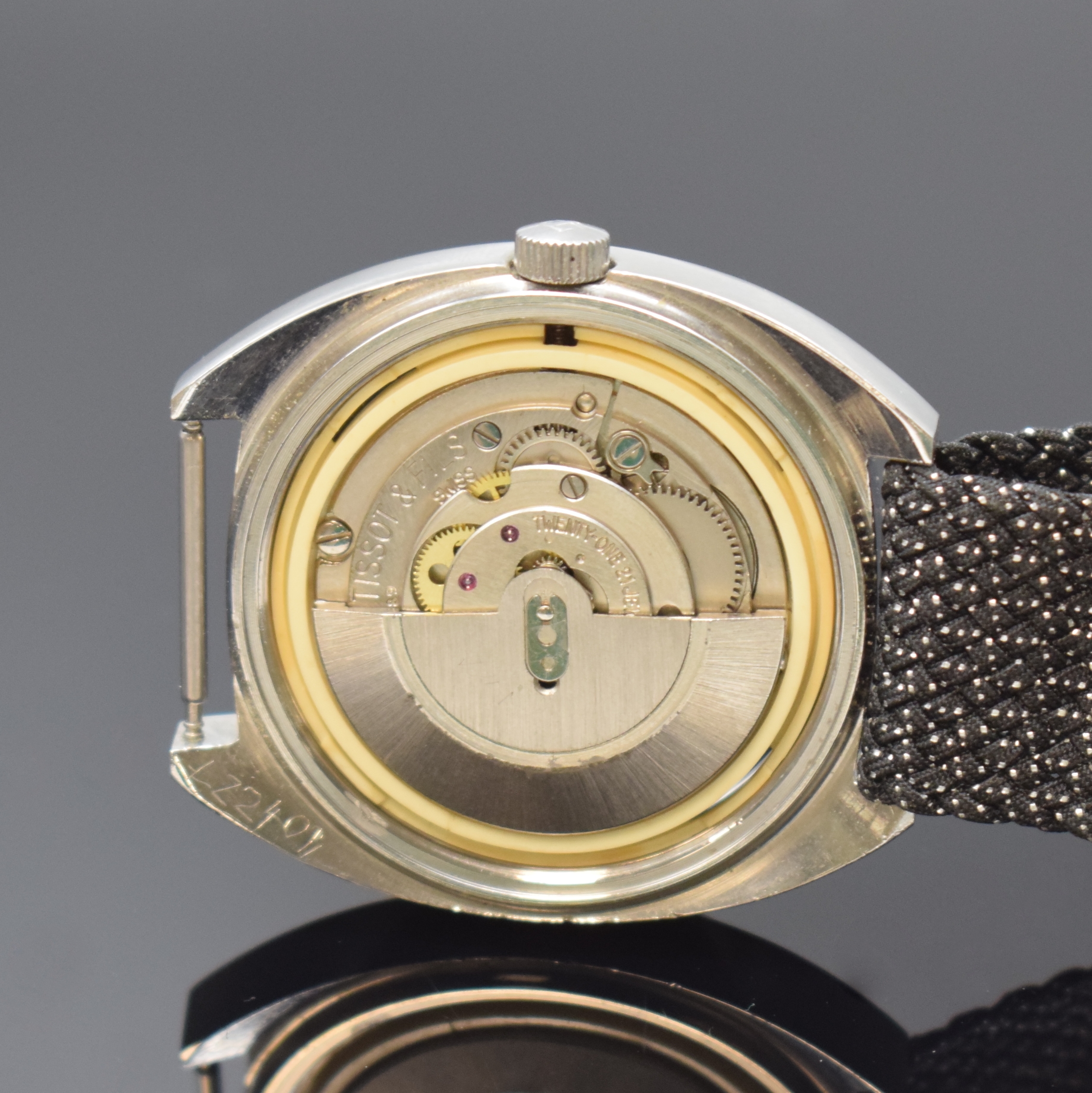 Detail d: TISSOT Seastar Herrenarmbanduhr Referenz 46587-1x, Schweiz um 1970, Automatik, Edelstahl, Boden verschr., blaues Zifferbl. m. aufges. Std.-Ind., ...