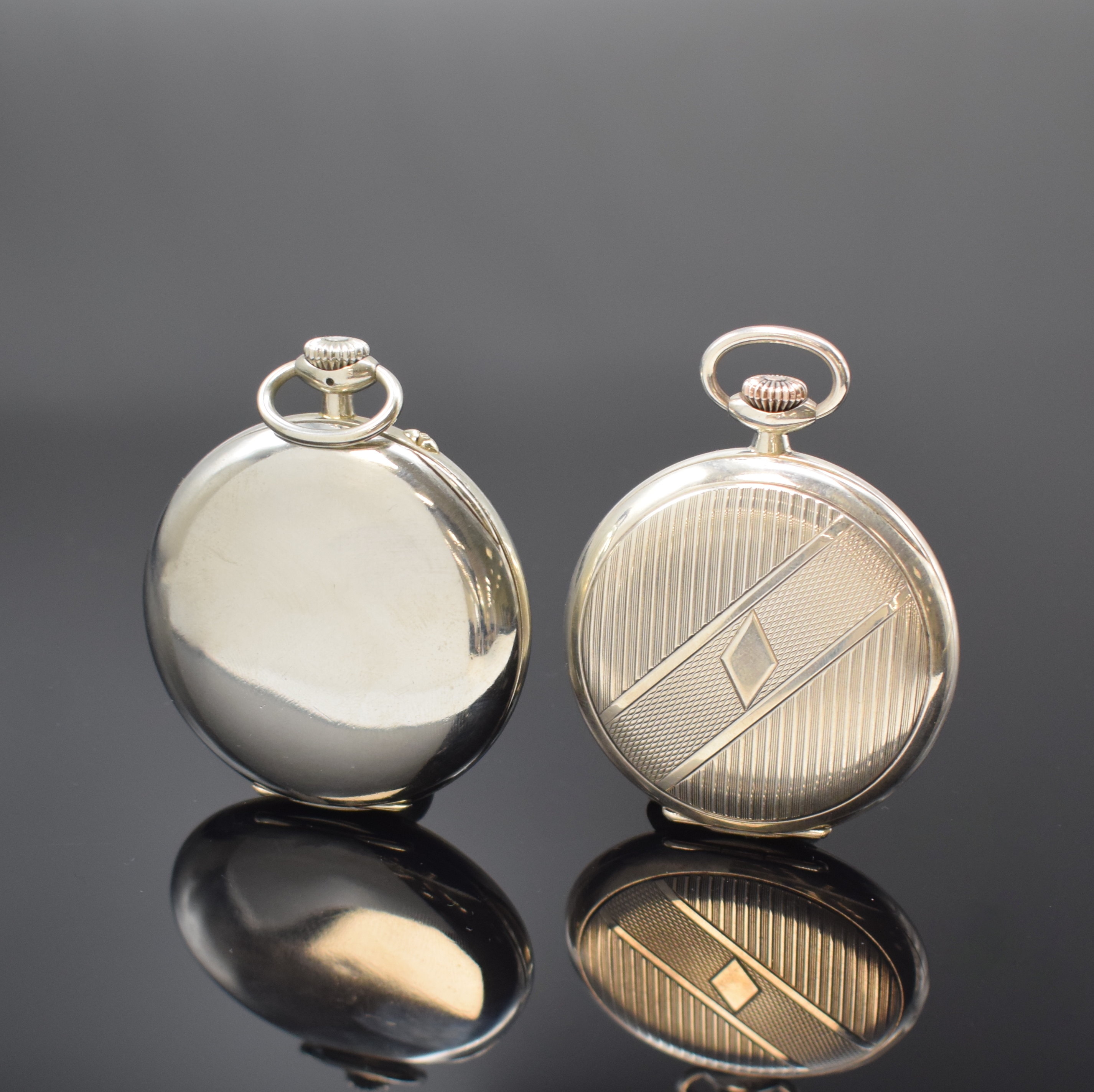 Detail a: IWC 2 offene Taschenuhren in Silber und Nickel, Schweiz um 1925/1930, 1x wohl Uhrmacherschule, Emailzifferblätter m. arab. Zahlen, gebl. u. gold. ...