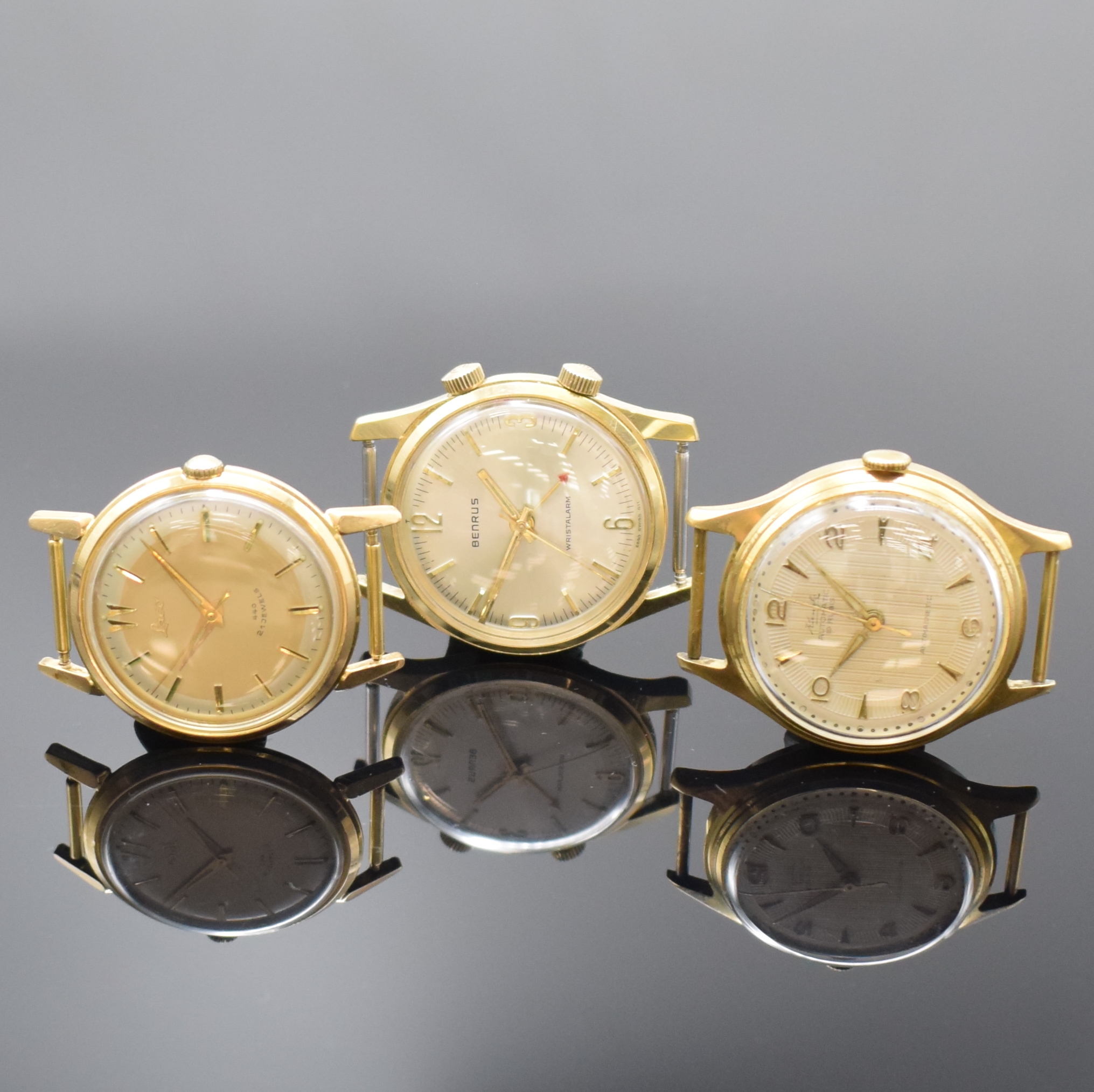 BENRUS / KIENZLE / LACO 3 vergoldete Armbanduhren, Schweiz um 1950-1960, Handaufzug/Automatik, Stahlböden aufgedr. u. verschr., 1x Wecker, silb. ...