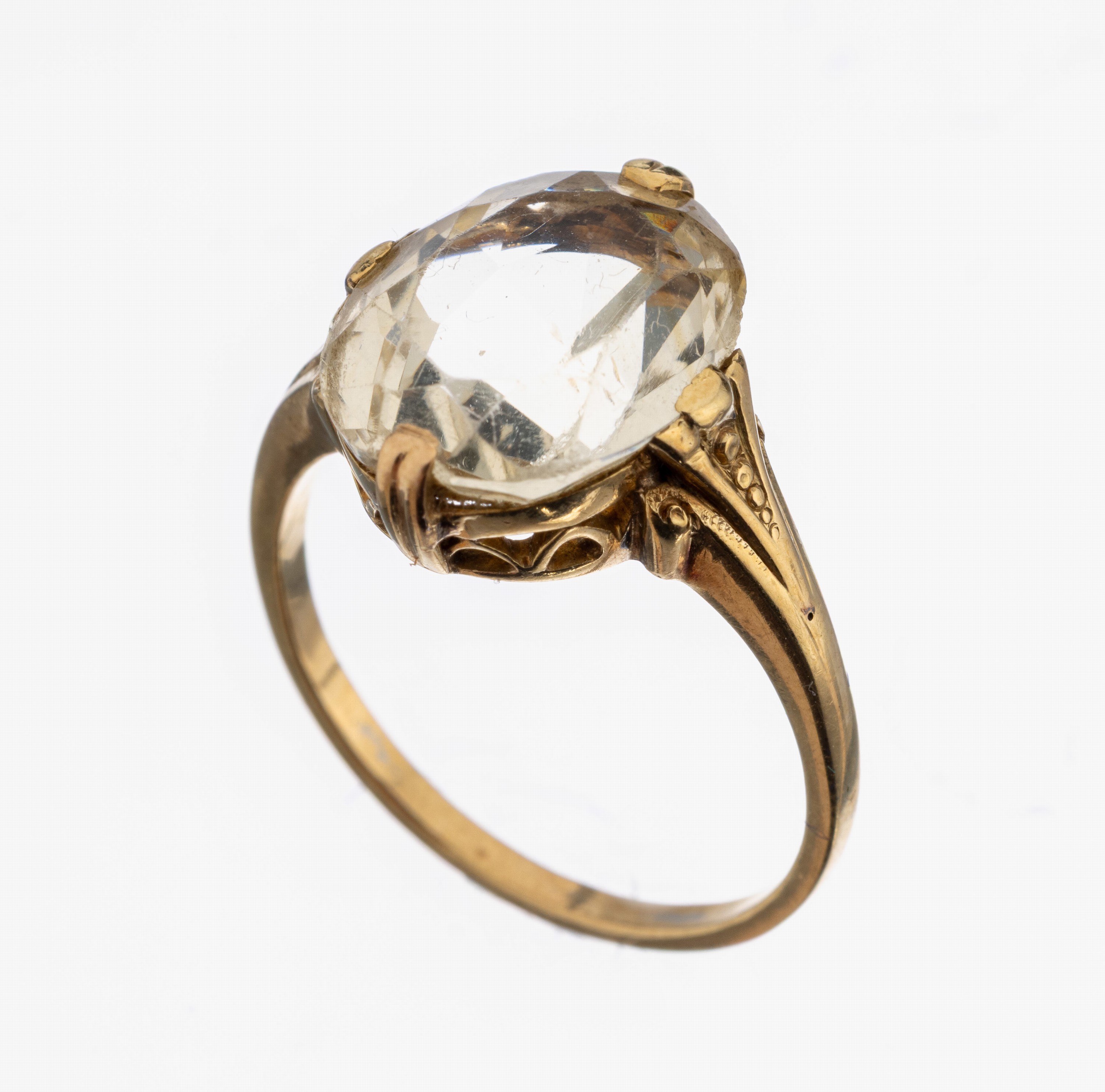 14 kt Gold Rauchquarz-Ring, GG 585/000 gepr., ovalfacett. heller Rauchquarz, bogenf. Unterkaderung, RW 53, ca. 3.7 g