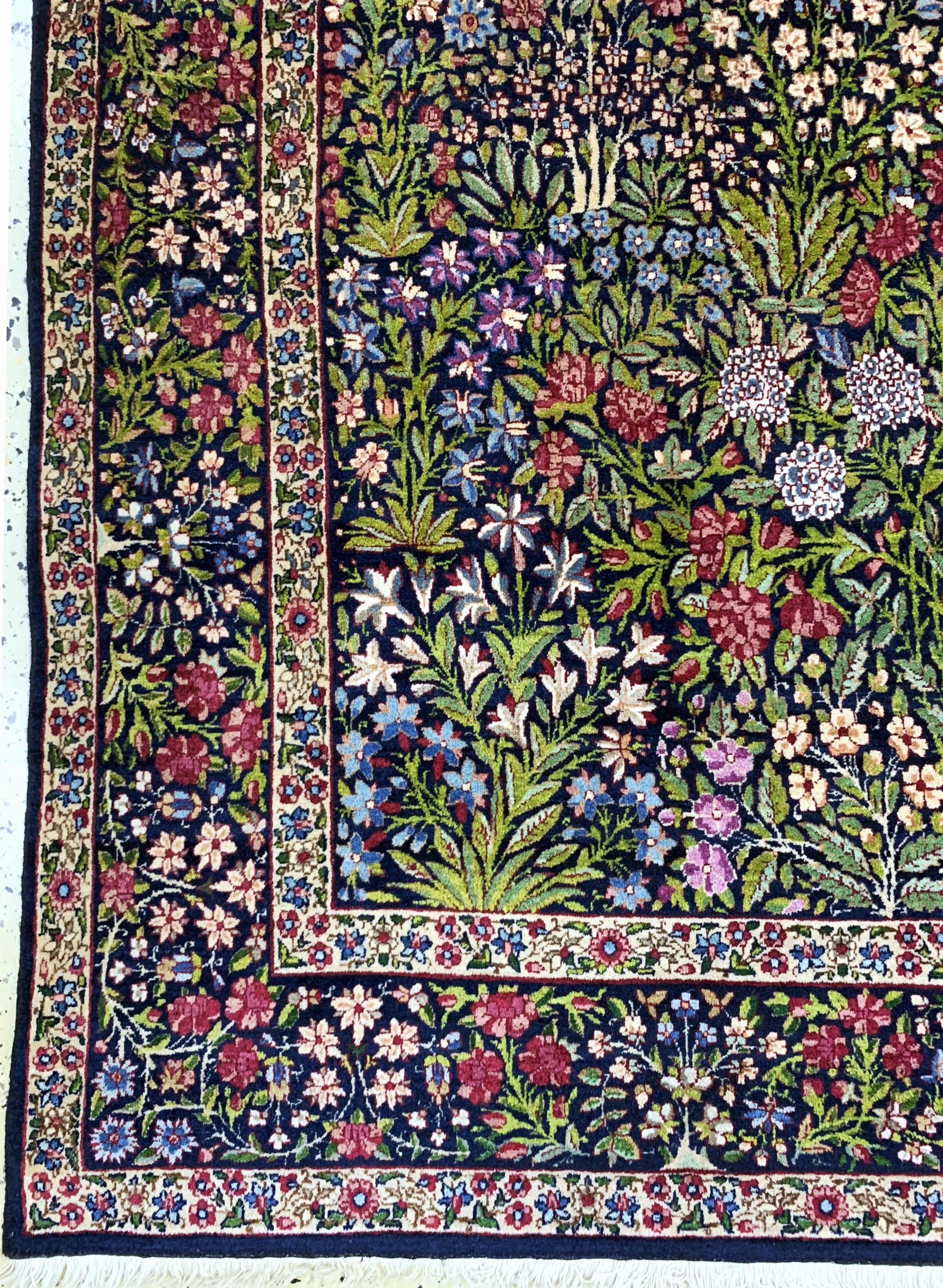 Detail b: Kerman fein antik Persien, "Mille Fleur", um 1900, Korkwolle auf Baumwolle, ca. 255 x 155 cm, fachkundig gereinigt, EHZ: 1-2