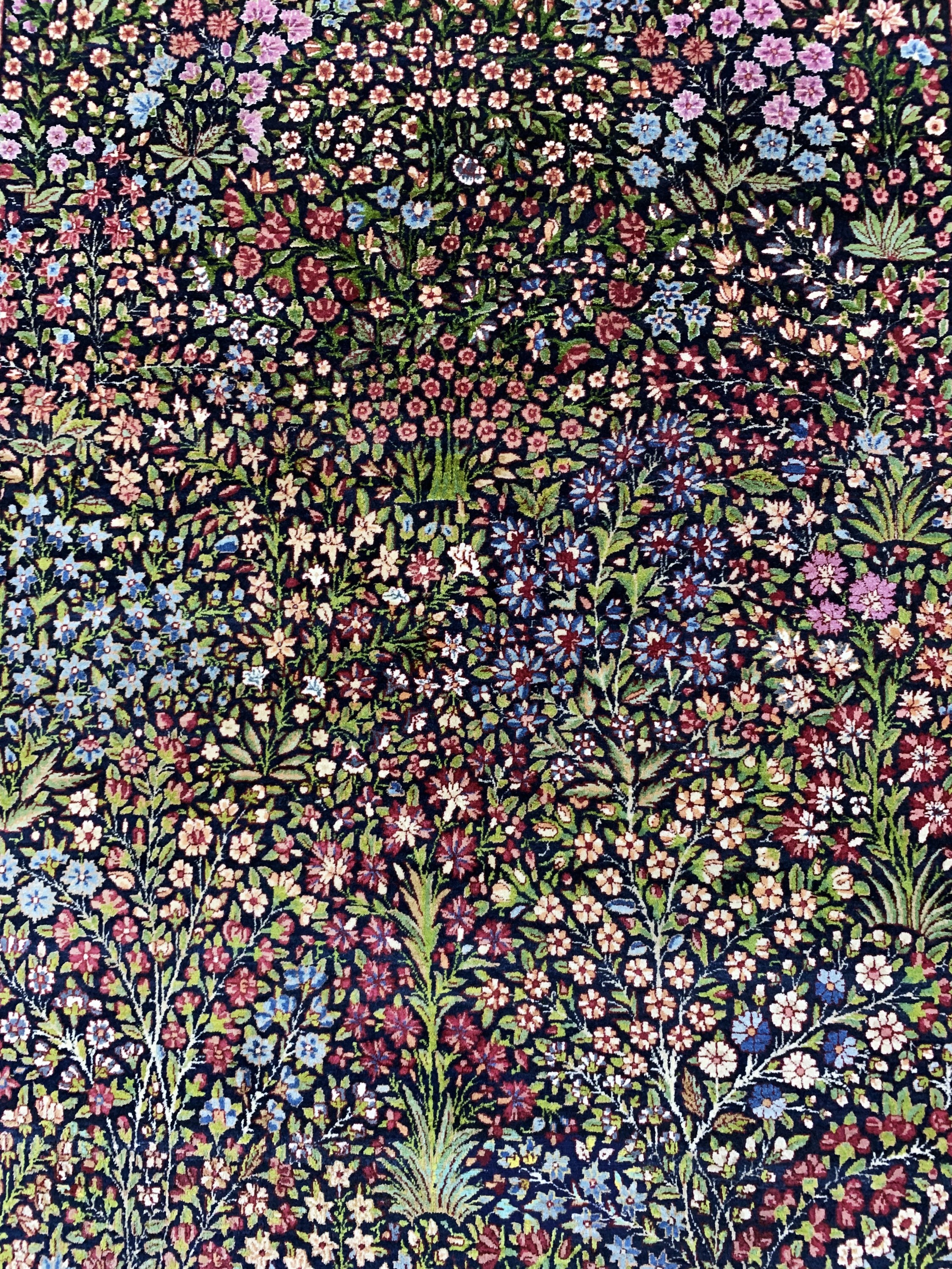 Detail d: Kerman fein antik Persien, "Mille Fleur", um 1900, Korkwolle auf Baumwolle, ca. 255 x 155 cm, fachkundig gereinigt, EHZ: 1-2