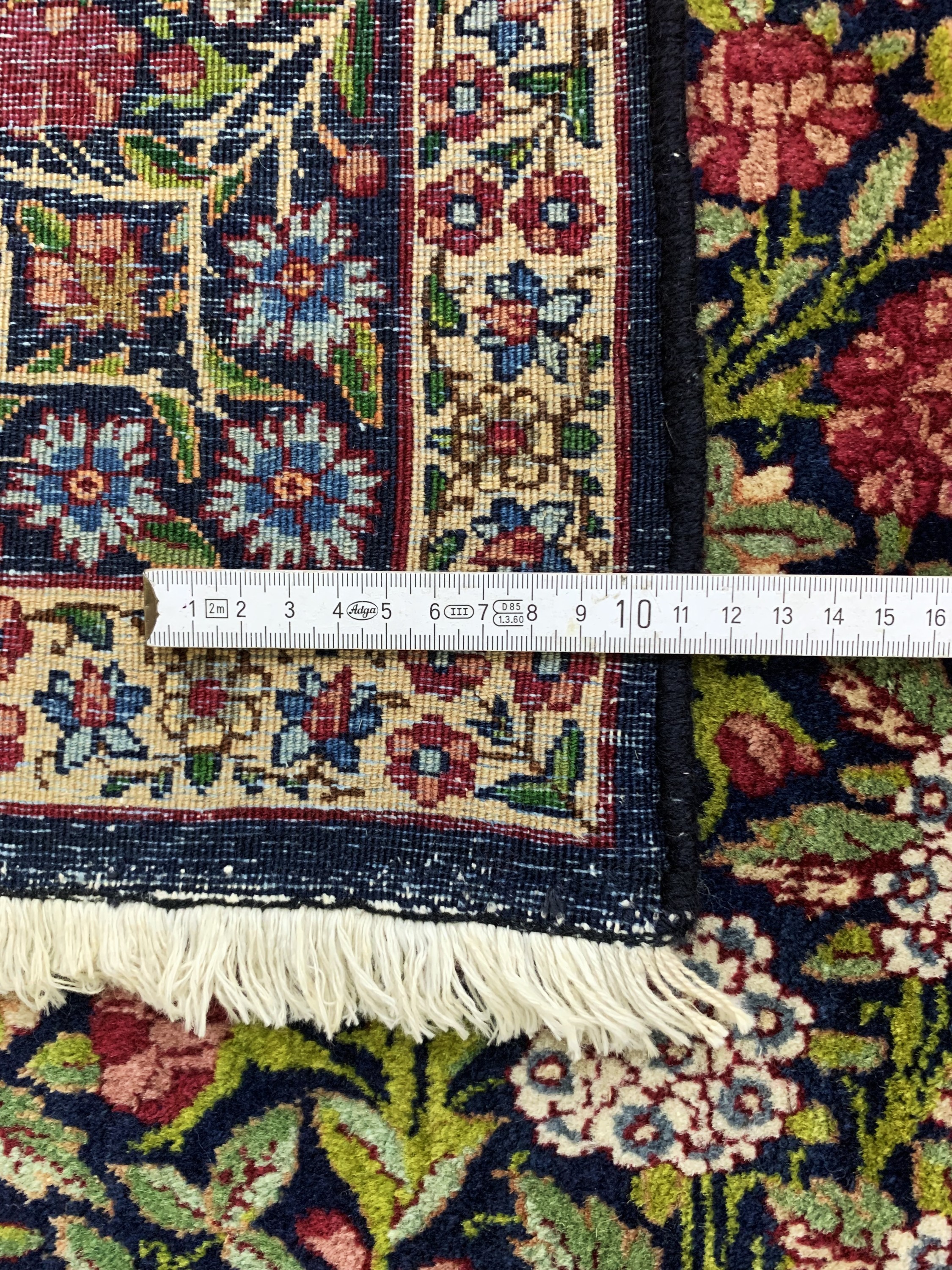 Detail g: Kerman fein antik Persien, "Mille Fleur", um 1900, Korkwolle auf Baumwolle, ca. 255 x 155 cm, fachkundig gereinigt, EHZ: 1-2
