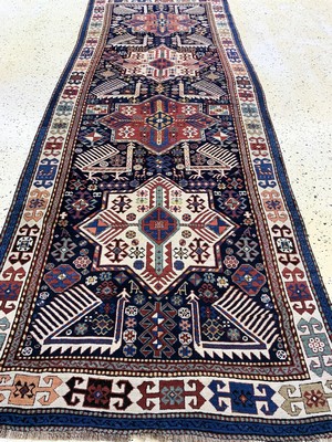 26911282e - "Akstafa"Kazak antik, Kaukasus, 19.Jhd, Wolle auf Wolle, ca. 300 x 110 cm, ...
