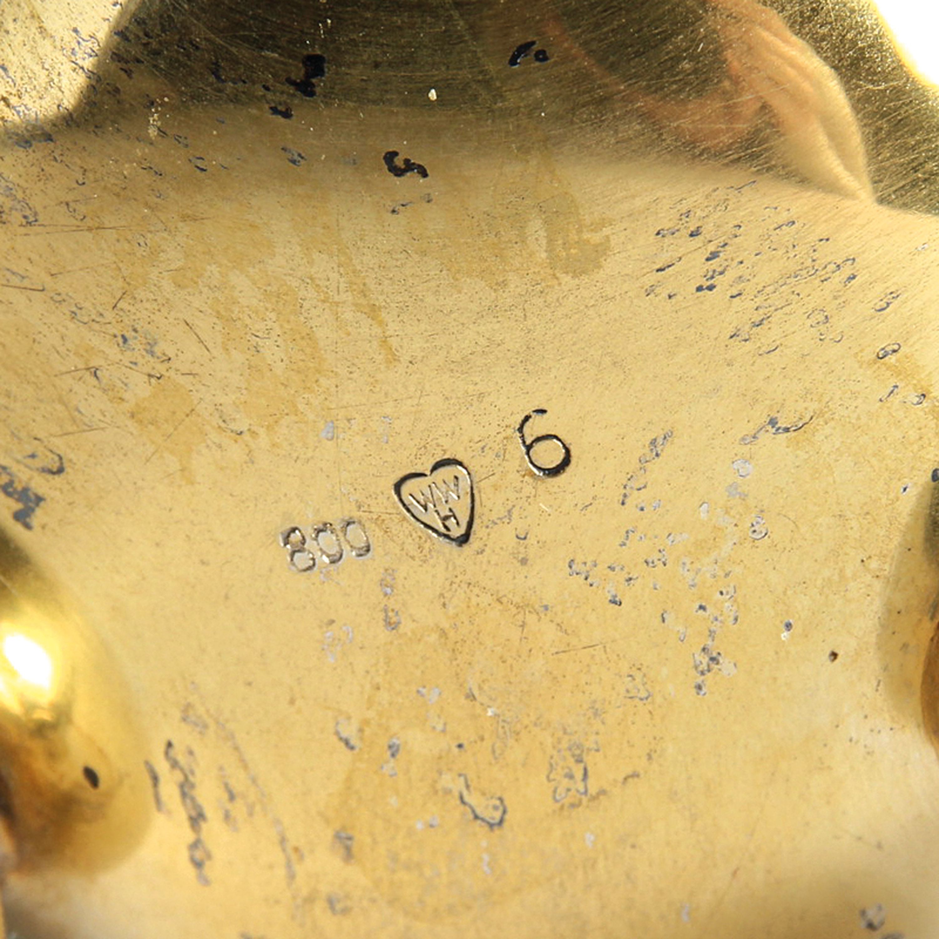 Detail g: Kugelfußbecher, Wilhelm Weinrank Hanau, wohl um 1900, nach barockem Vorbild, 800er Silber, teilweise vergoldet, Rosendekor und Rocaillen, H. ca. 13 ...