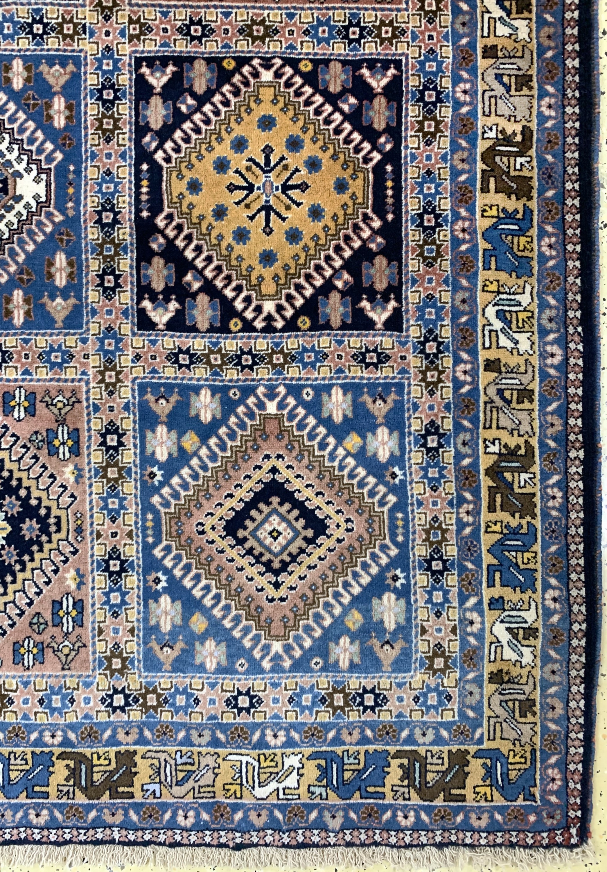Detail a: Yalameh, Persien, Ende 20.Jhd., Wolle auf Wolle, ca. 248 x 168 cm, EHZ: 2