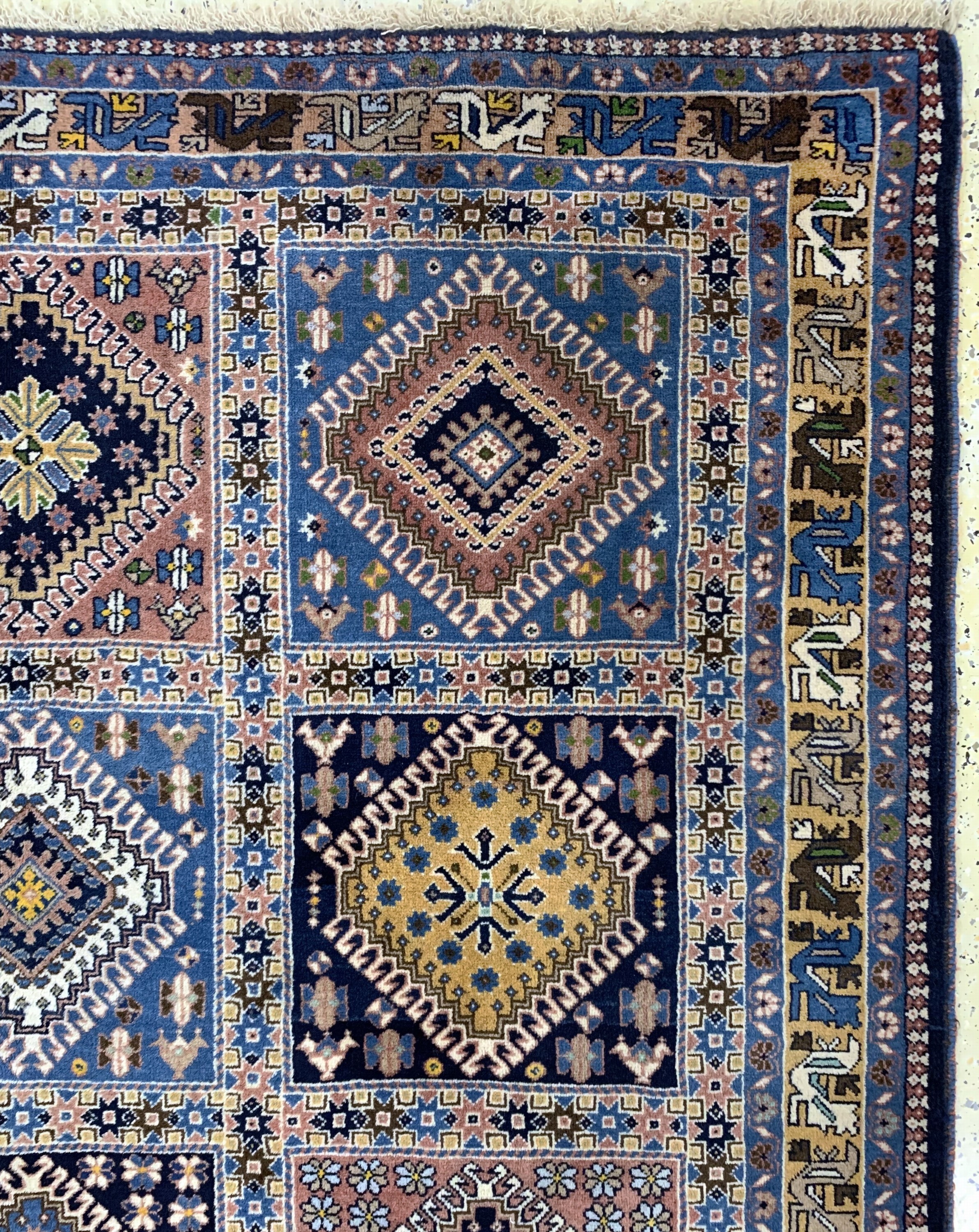 Detail d: Yalameh, Persien, Ende 20.Jhd., Wolle auf Wolle, ca. 248 x 168 cm, EHZ: 2