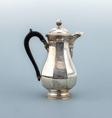 Image 26912100 - Kaffeekanne, Frankreich, um 1880-90, 950er Silber, schlichte bauchige Grundform, ...