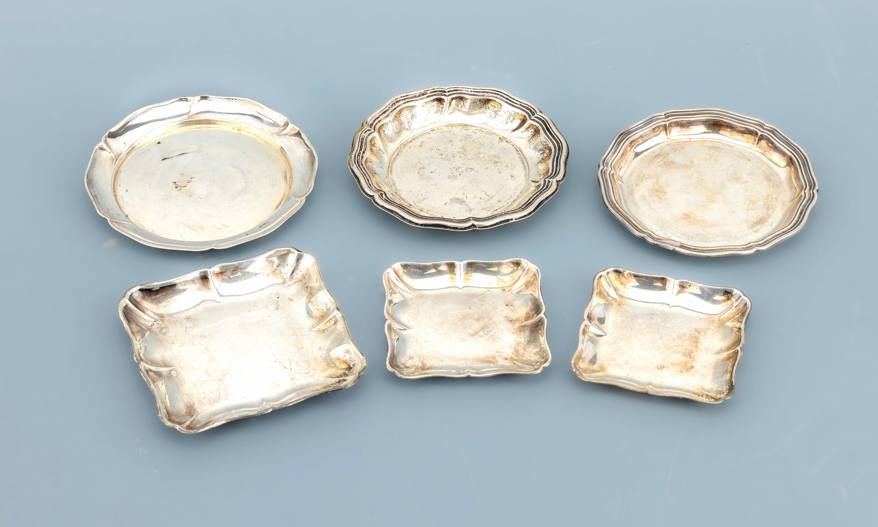Konvolut 5 Anbietteller, 835, 830 und 800 Silber, versch. Formen, Größen und Hersteller, u.a. WILKENS, LUTZ & WEISS, ca. 241 g, D ca. 11 - 12 cm, ...