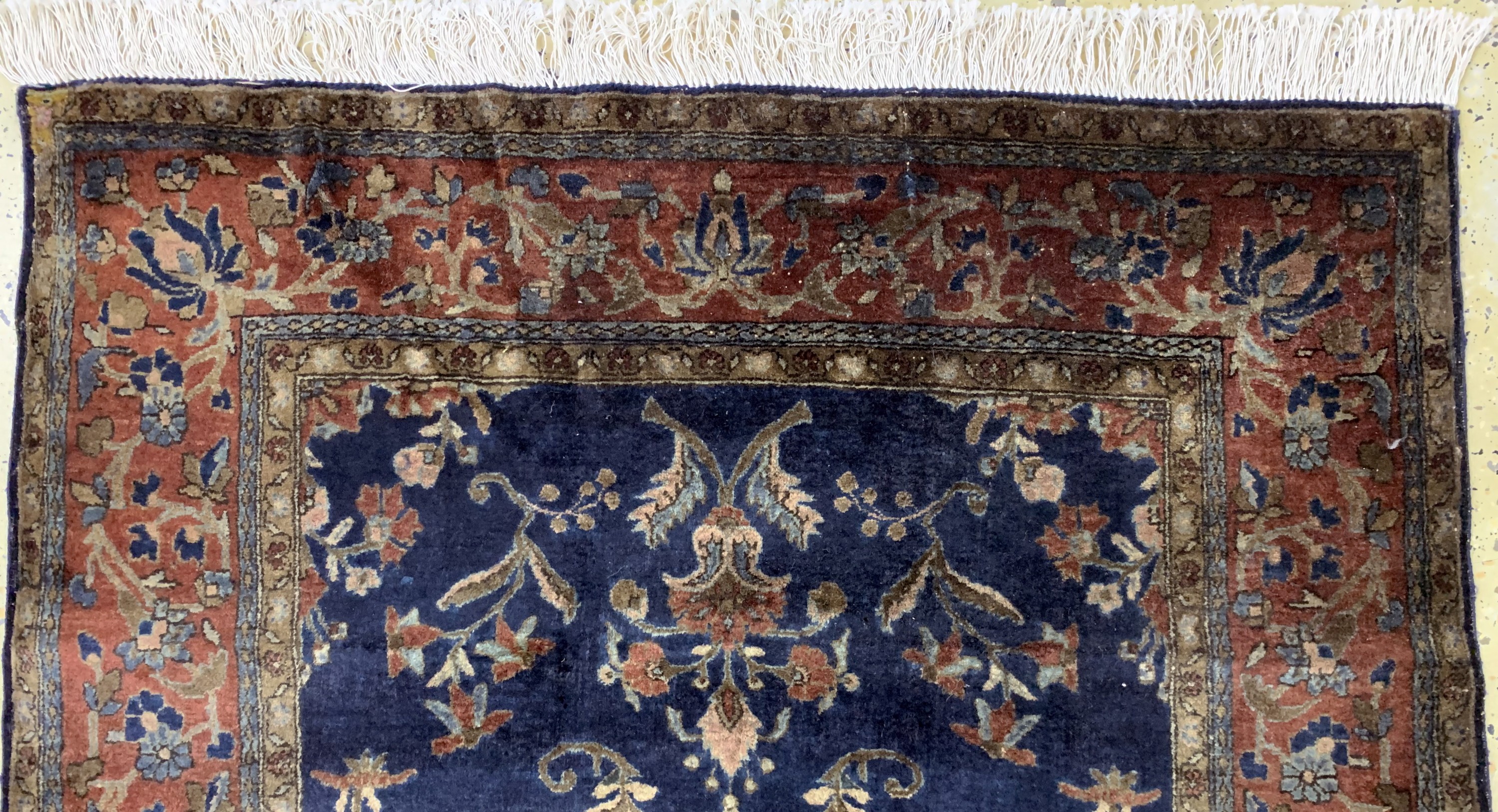 Detail a: Us Re-Import Sarogh antik, Persien, um 1900, Manchester-Korkwolle, ca. 146 x 103 cm, verfärbt, EHZ: 2(Fransen erneuert).