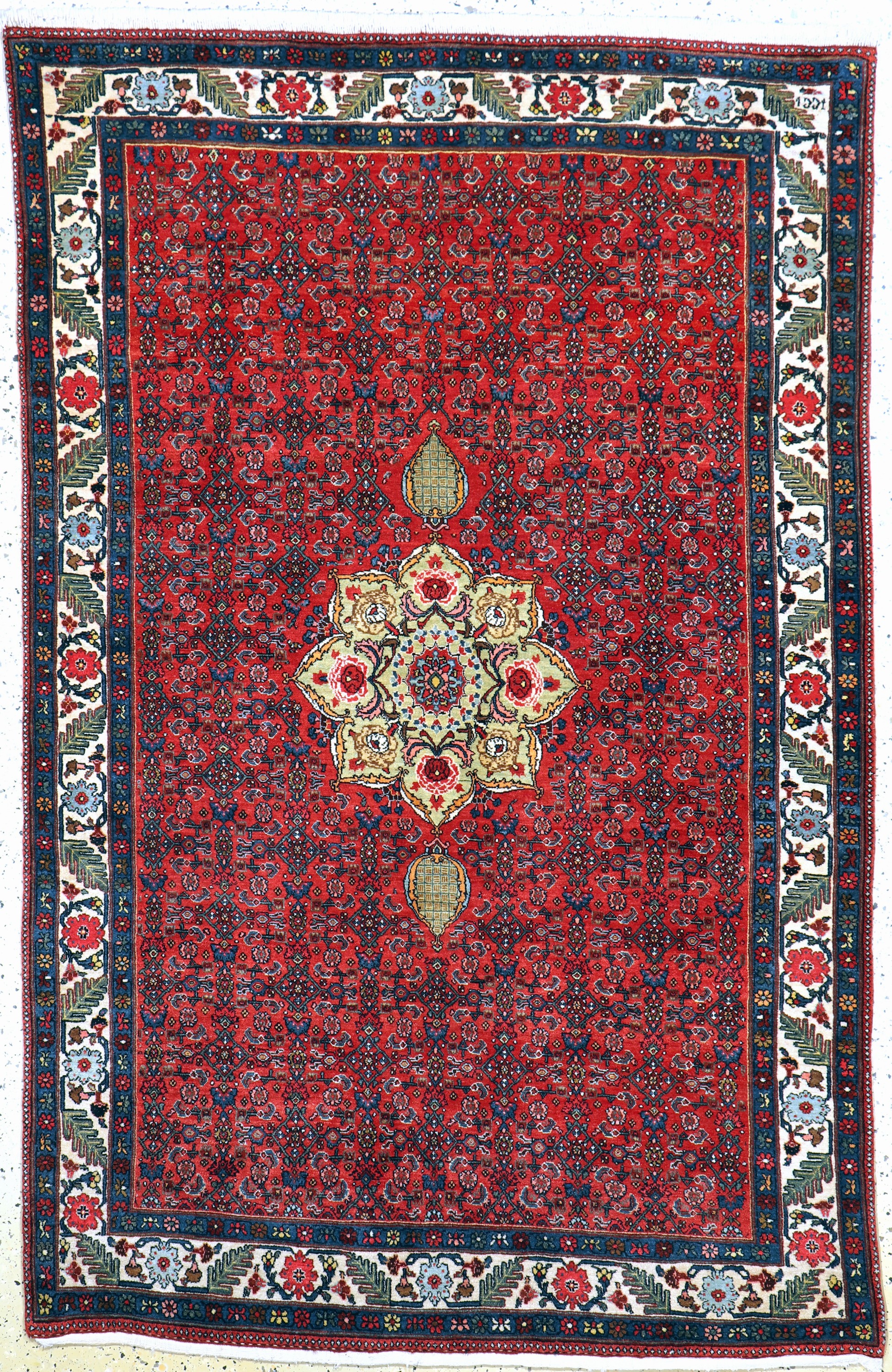 Bidjar fein antik, Persien, datiert 1331(1910), Wolle auf Baumwolle, ca. 212 x 140cm, gereinigt, EHZ:(nahezu neuwertig)