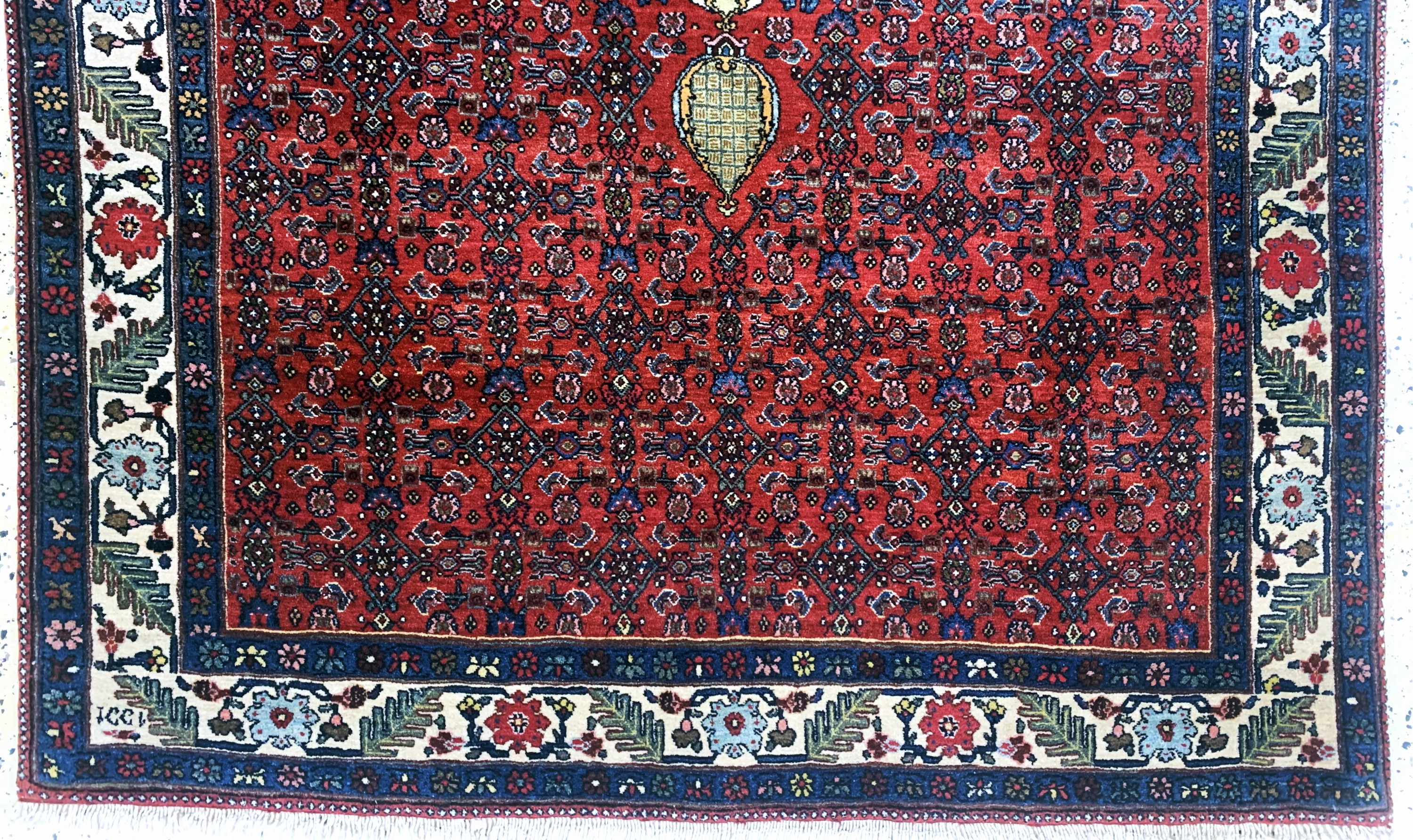 Detail c: Bidjar fein antik, Persien, datiert 1331(1910), Wolle auf Baumwolle, ca. 212 x 140cm, gereinigt, EHZ:(nahezu neuwertig)