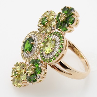 Image Ring mit Farbsteinen und Brillanten, RoséG 585/000, Diopside u. Peridots zus. ca. ...