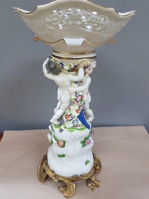 26912646g - Figürlicher Tafelaufsatz, Meissen, um 1740, zwei Putten auf stammähnlichem ...