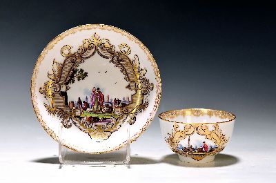 Image 26912682 - Koppchen mit Untertasse, Meissen, um 1740, Maler wohl Christian Friedrich Herold, in ...