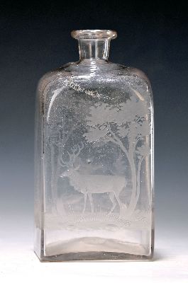Image 26912858 - Vierkantflasche, süddeutsch, 18. Jh., farbloses Glas, Jagdmotive Hirsch und ...