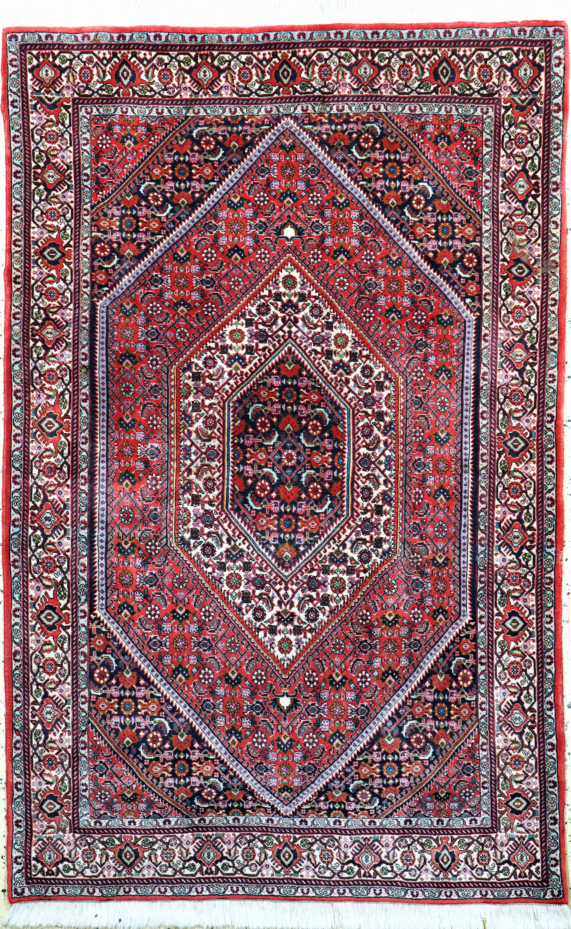 Bidjar fein, Persien, Ende 20.Jhd, Korkwolle auf Baumwolle, ca. 179 x 116 cm, Reinigungsbedürftig, EHZ: 2