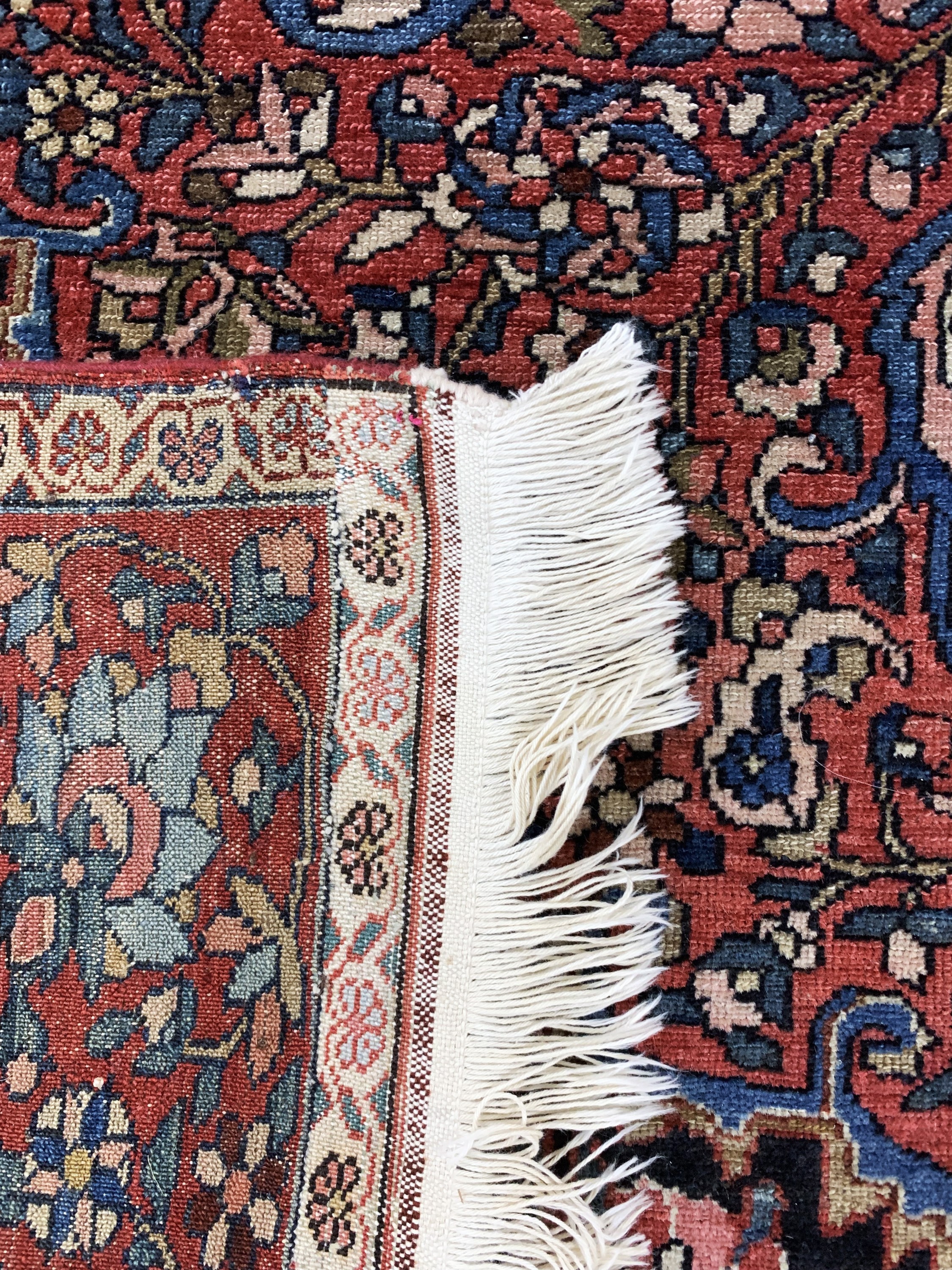 Detail f: Bachtiar antik, Persien, um 1900, Wolle aufBaumwolle, ca. 200 x 138 cm, EHZ: 3, (Restaurierungen)
