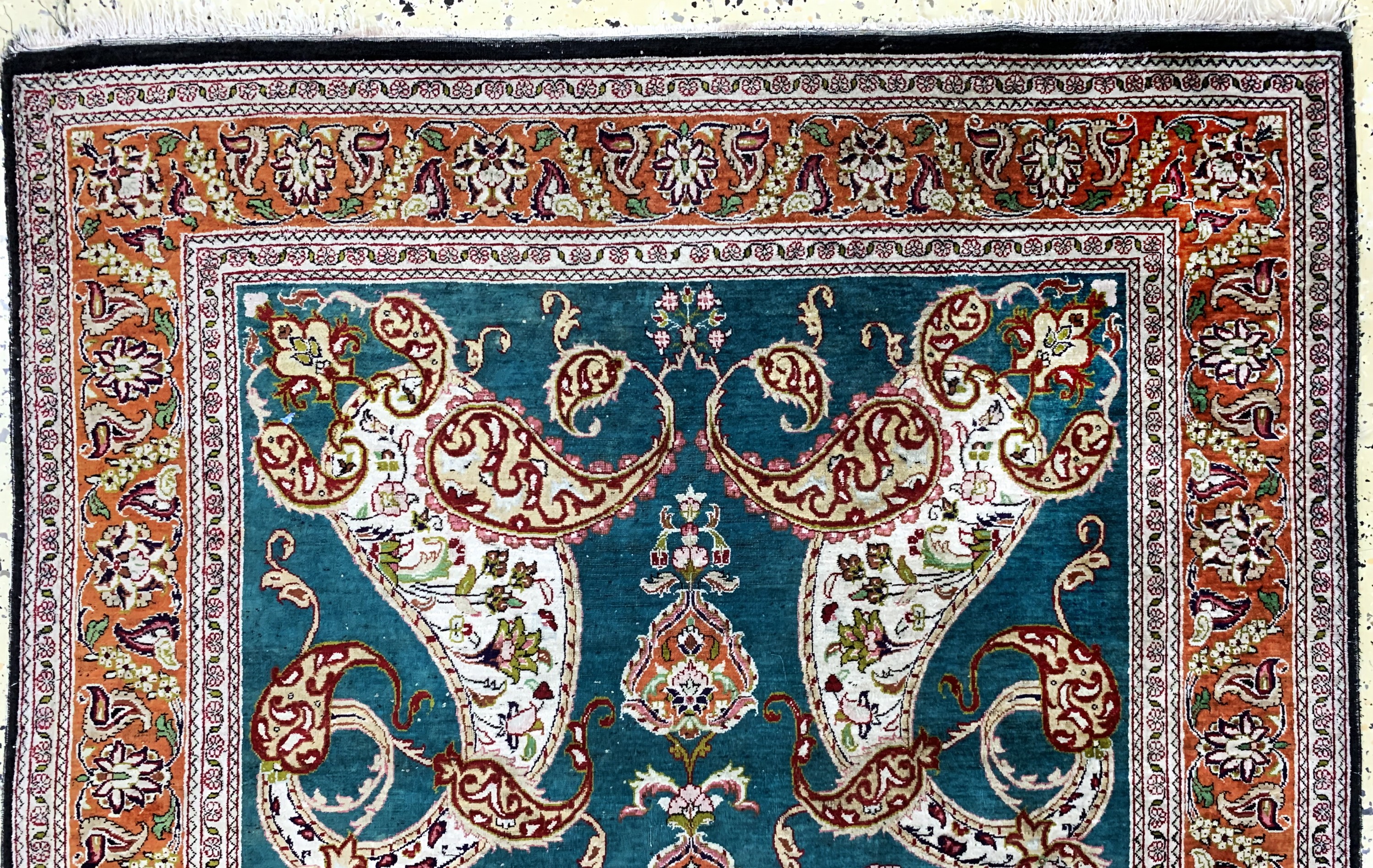 Detail a: Ghom Seide, Persien, Ende 20.Jhd, reine Naturseide, ca. 155 x 98 cm, EHZ: 3