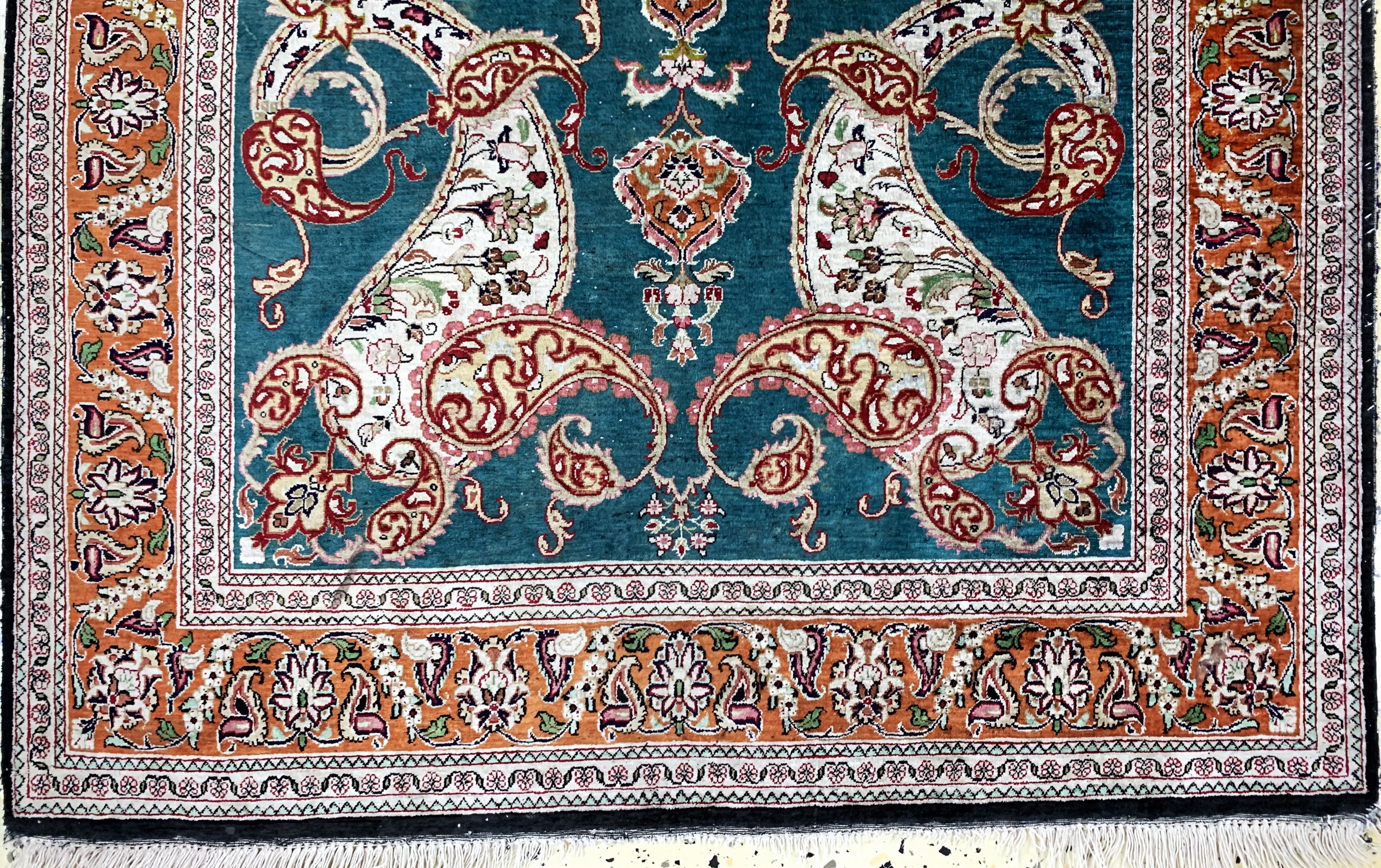 Detail c: Ghom Seide, Persien, Ende 20.Jhd, reine Naturseide, ca. 155 x 98 cm, EHZ: 3