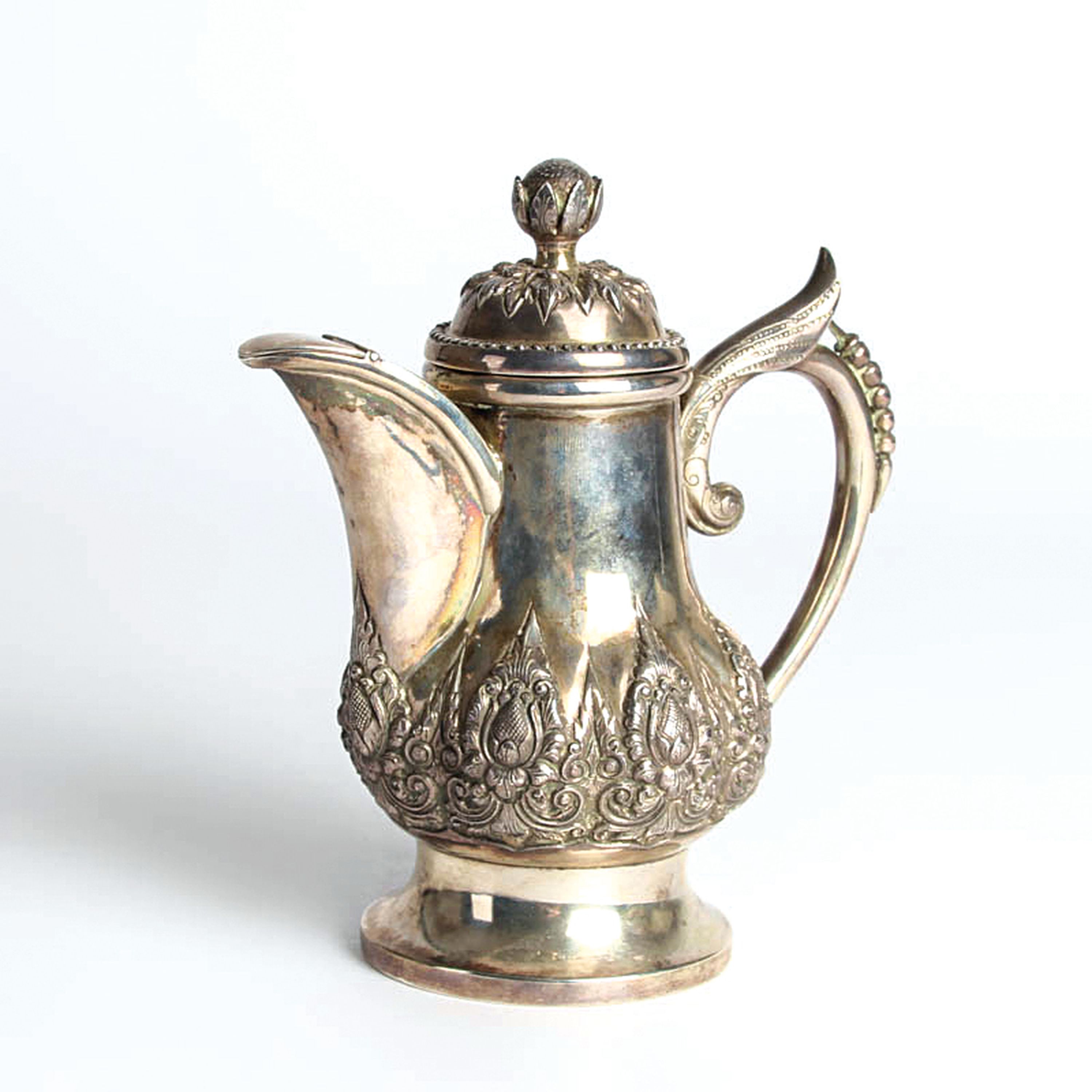 Mokkakännchen des Historismus, deutsch, Ende 19.Jh., 800er-Silber, ca.438g, H. 15 cm