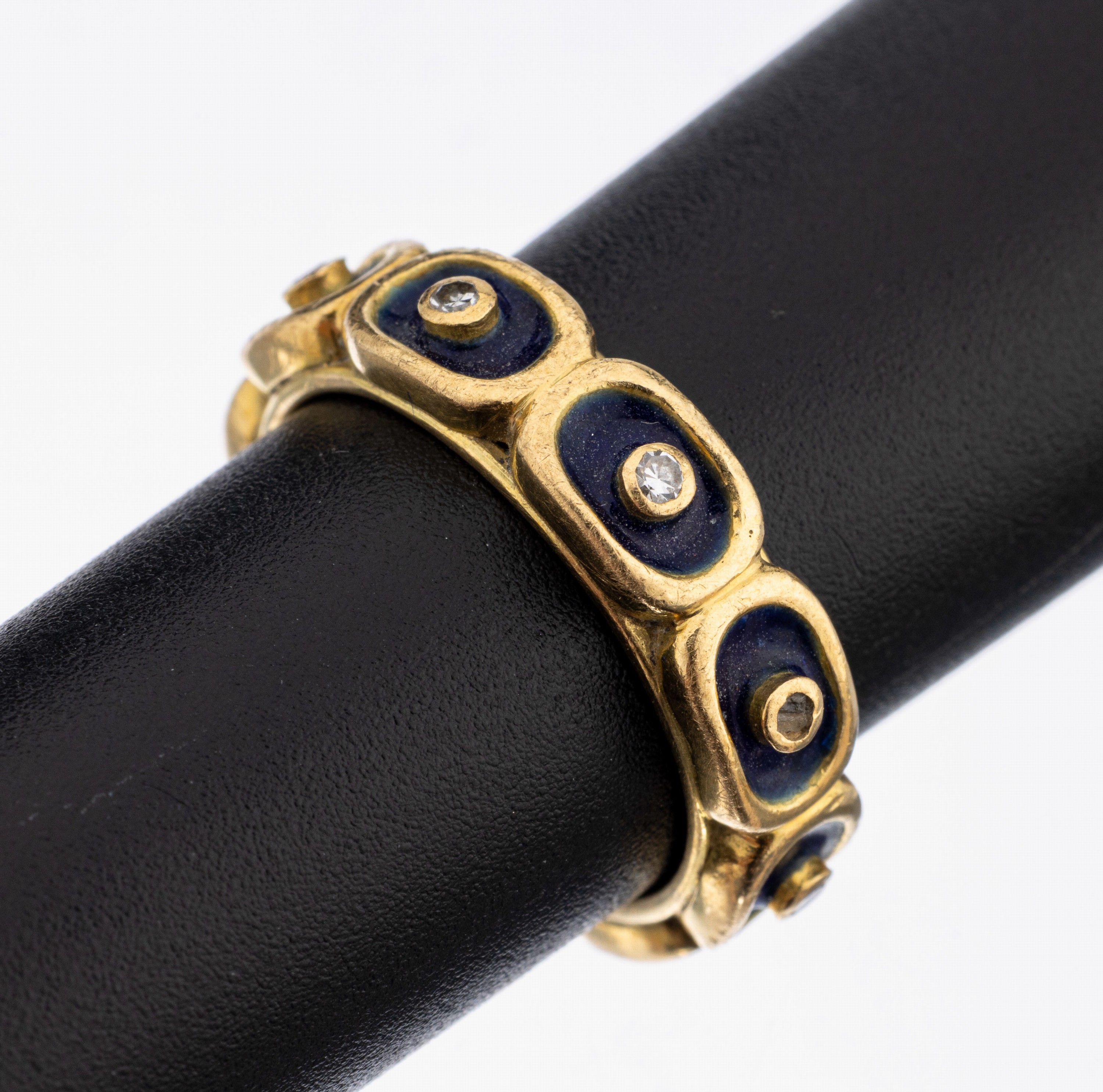 18 kt Gold Diamant-Ring mit Email, GG 750/000, ungewöhnliche Gestaltung, ovale Elemente mit blauem Email, 9 kl. 8/8 -Diamanten, RW 51, ca. 6.8 g