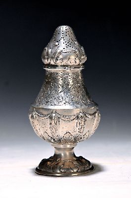 Image 26913436 - Streuer, Augsburg, Ende 18.Jh., Silber, ziseliert, Marken schwer lesbar, ca. 227g, H. 16 ...