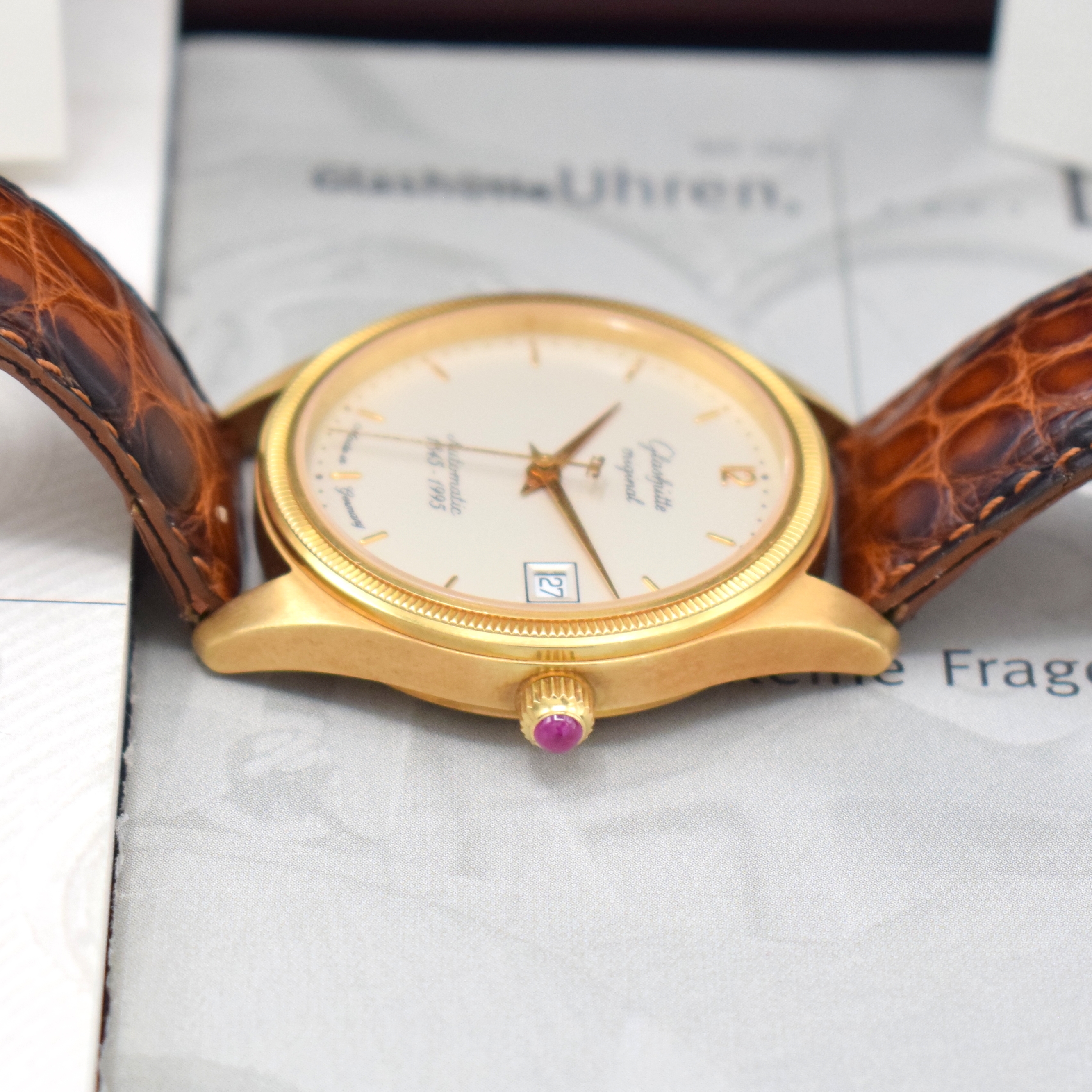 Detail b: GLASHÜTTE Original Jubiläums Herrenarmbanduhr in GG 750/000, Deutschland verk. lt. Pap. 05/1995, zum 150 Jährigen Jubiläum, Automatik, beids. ...