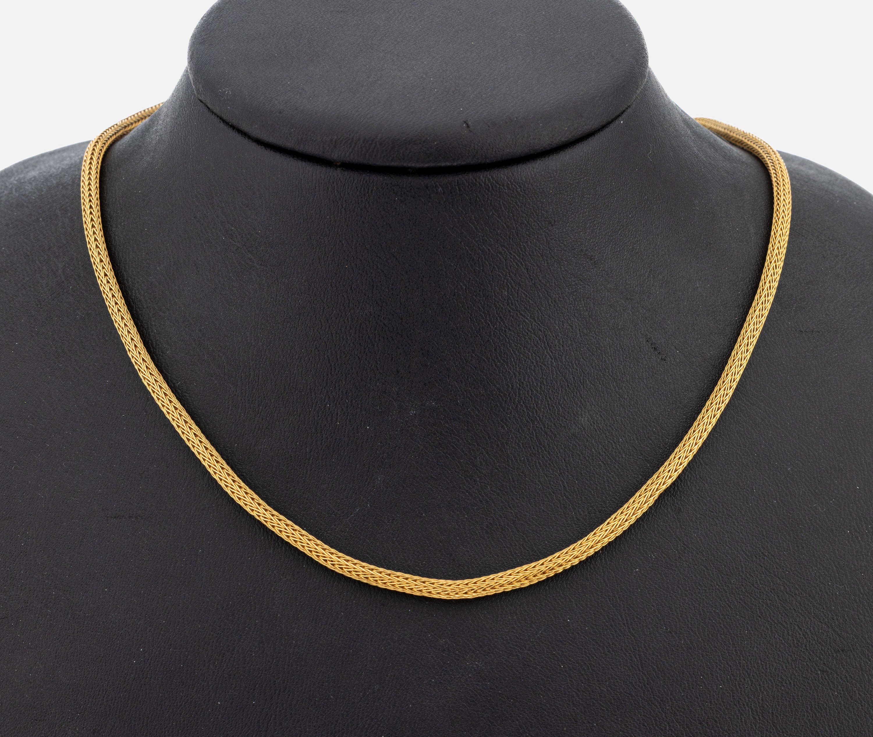 18 kt Gold Collier, GG 750/000, ca. 10.0 g,L. ca. 44 cm, Karabinerschließe