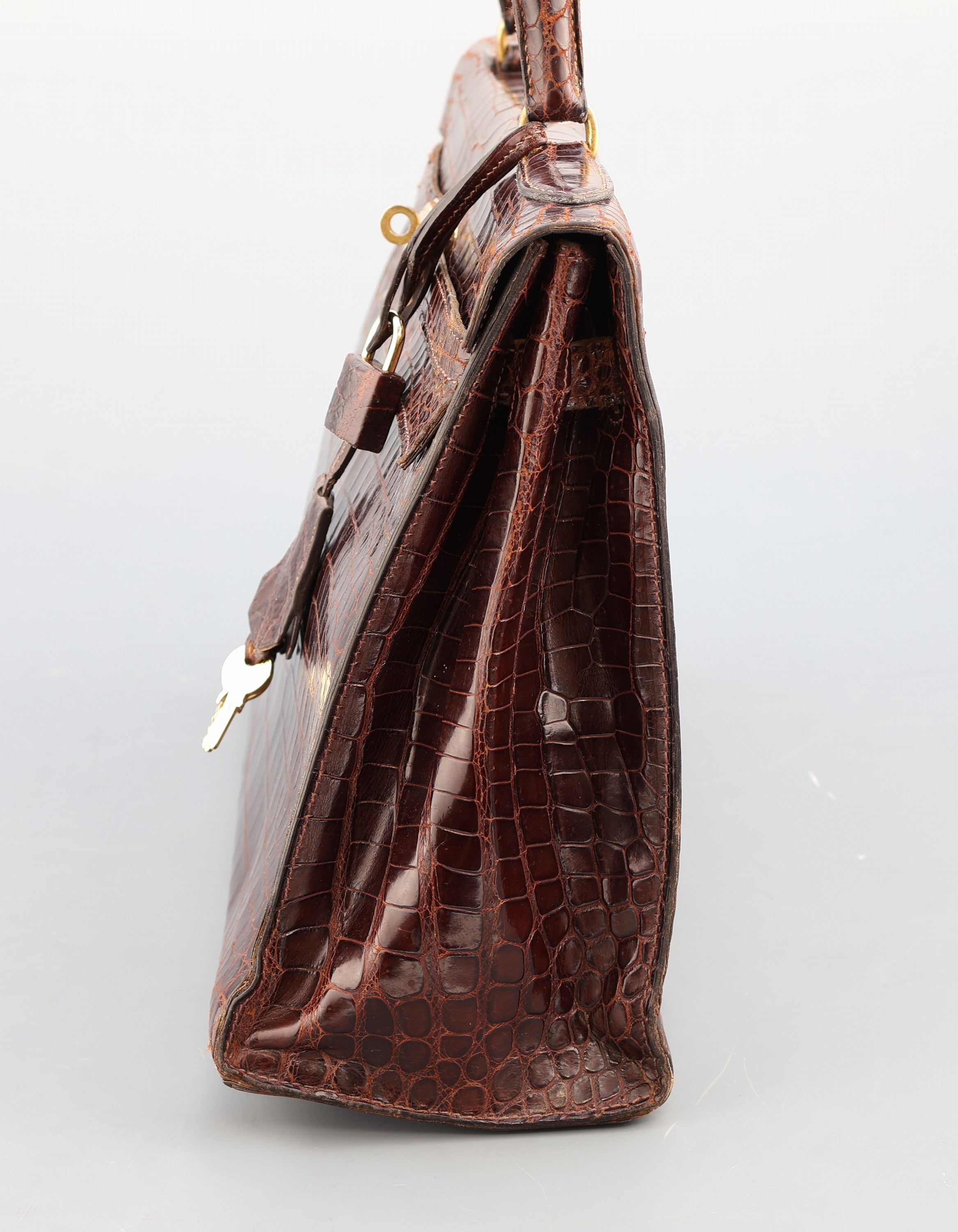 Detail c: Seltene Vintage HERMES KELLY Bag 32, 1960er Jahre, HERMES Shiny Crocodile in Havanna -Braun/schöner warmer Braunton, innen mit Ziegenleder, ...