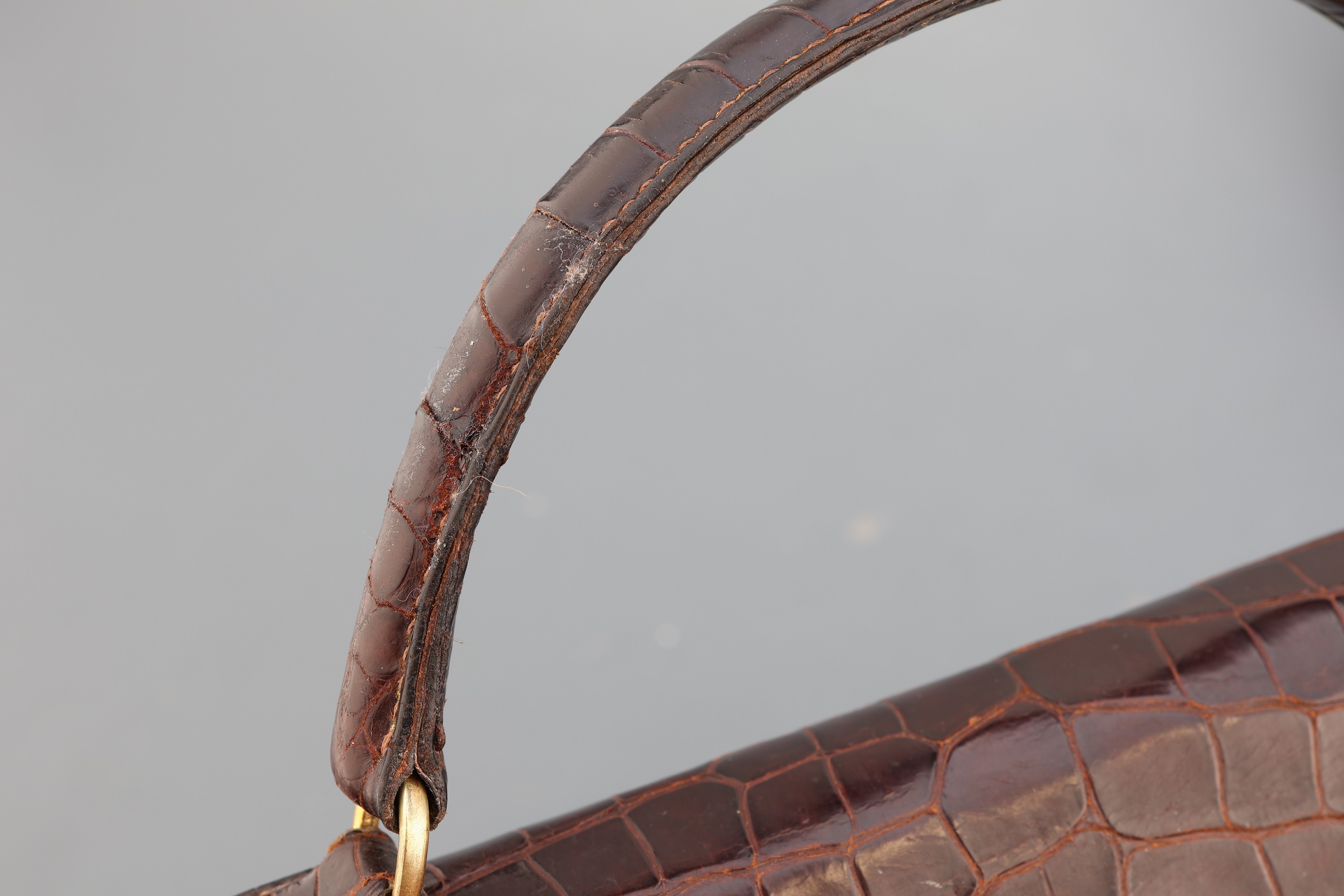 Detail d: Seltene Vintage HERMES KELLY Bag 32, 1960er Jahre, HERMES Shiny Crocodile in Havanna -Braun/schöner warmer Braunton, innen mit Ziegenleder, ...