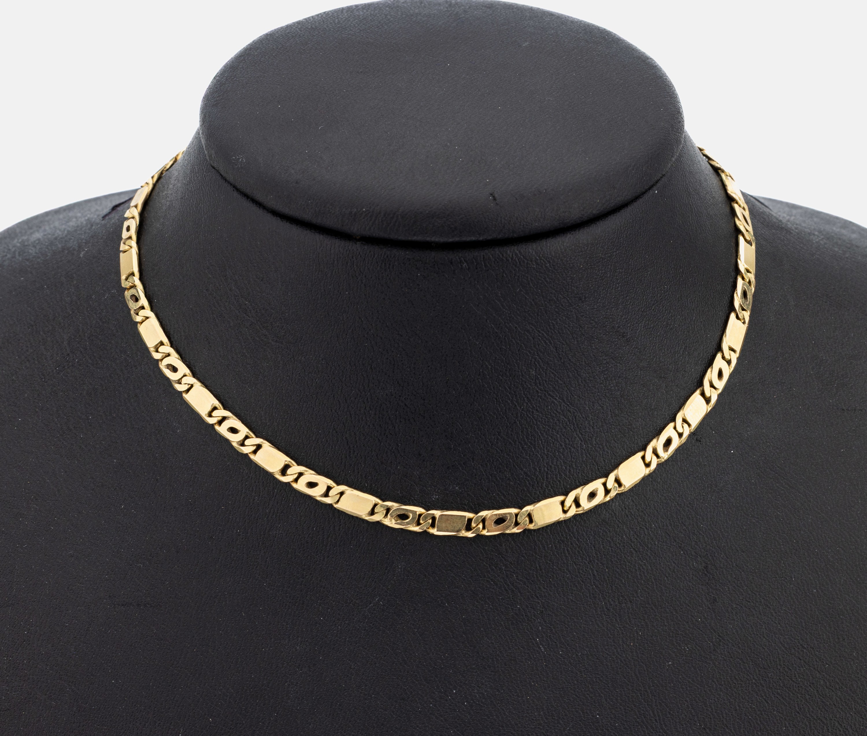 14 kt Gold Collier, GG 585/000, L. ca. 46 cm, Karabinerschließe, ca. 16.2 g