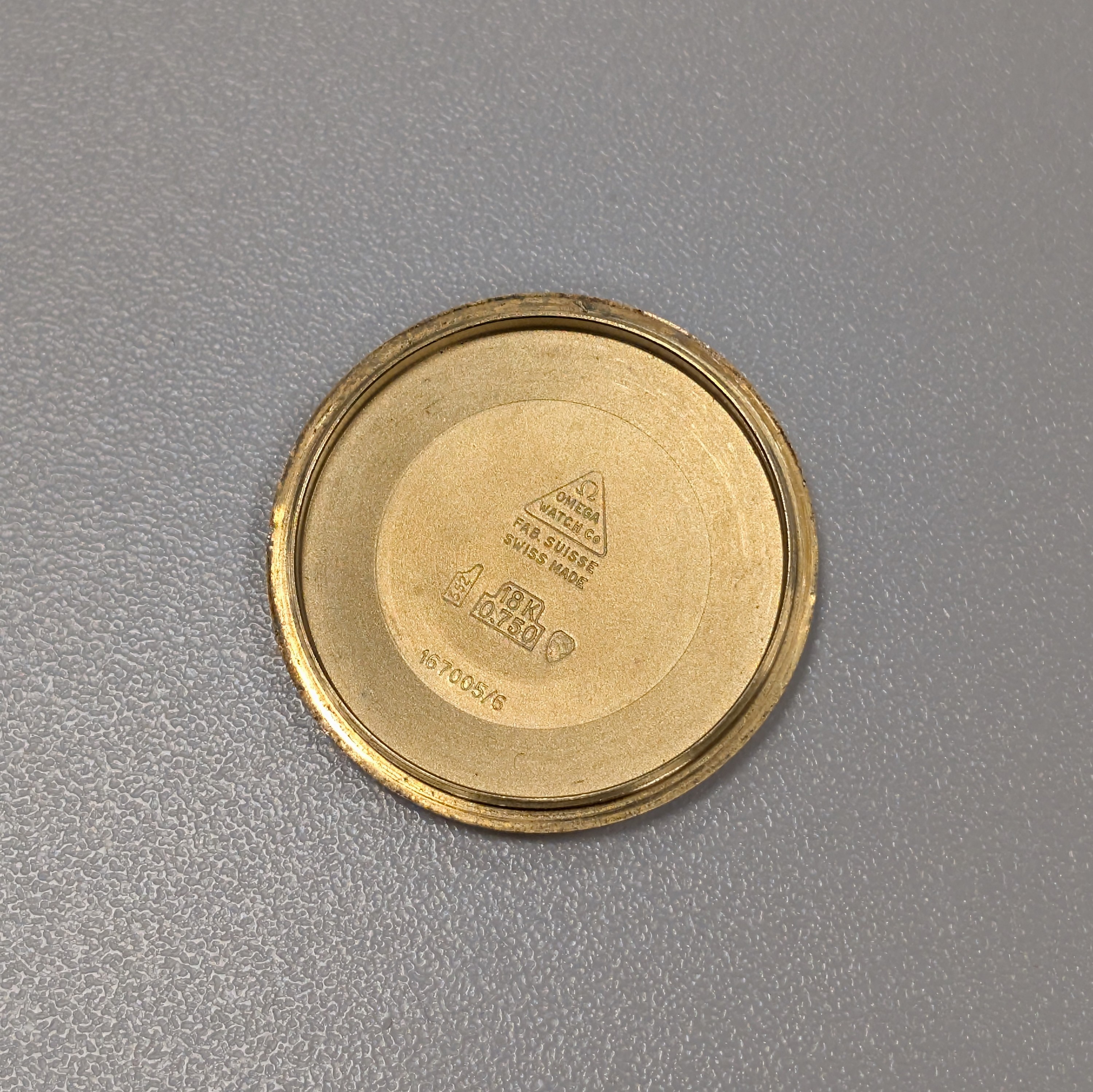 Detail g: OMEGA Herrenarmbanduhr Constellation Chronometer in GG 750/000 Referenz 167.005/6 an neutralem GG 585/000 Milanaiseband, Schweiz um 1965, Automatik, ...